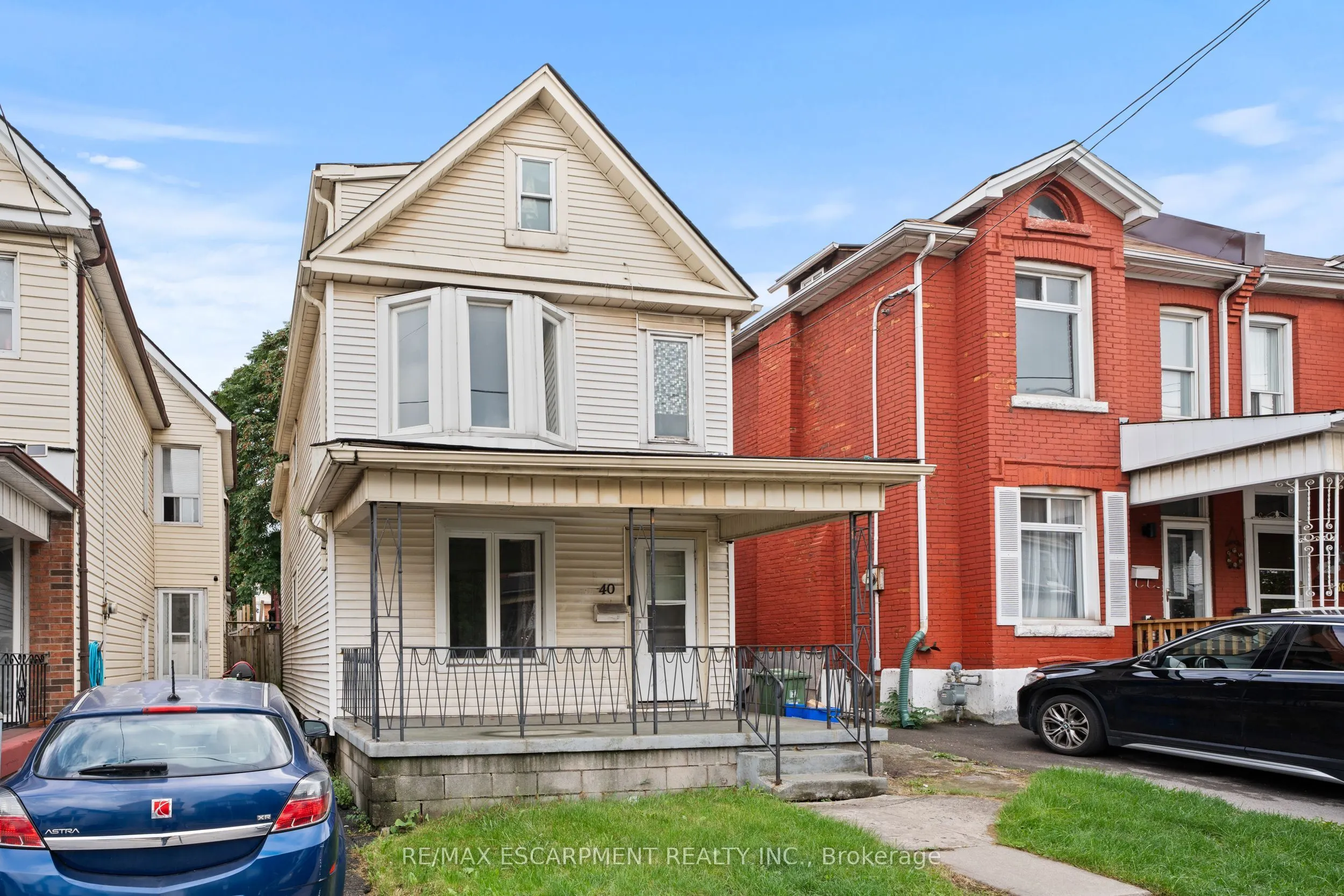 40 Rosemont Avenue