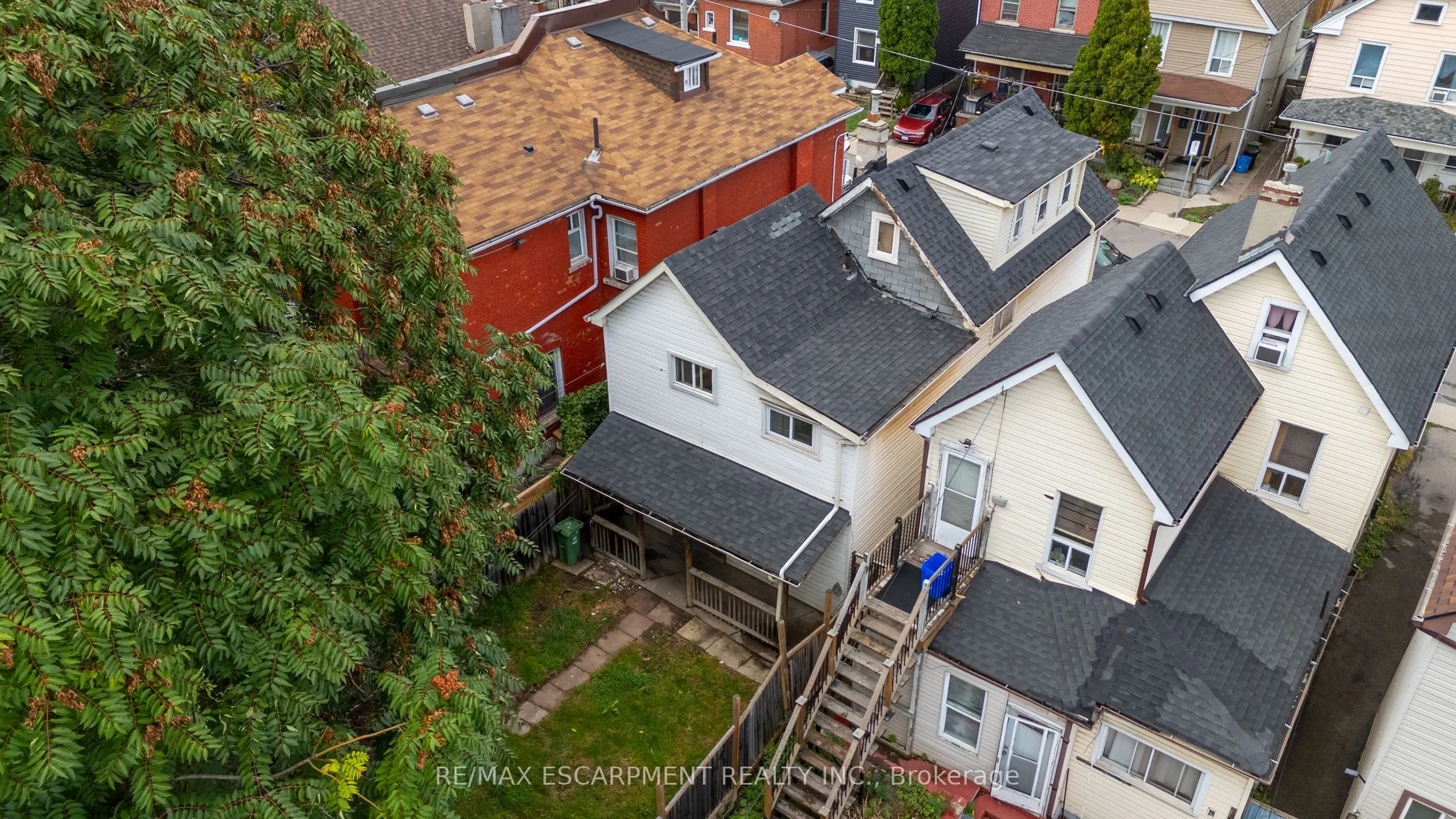 40 Rosemont Avenue