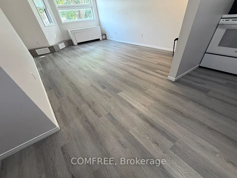 60 Hiawatha Road, #28