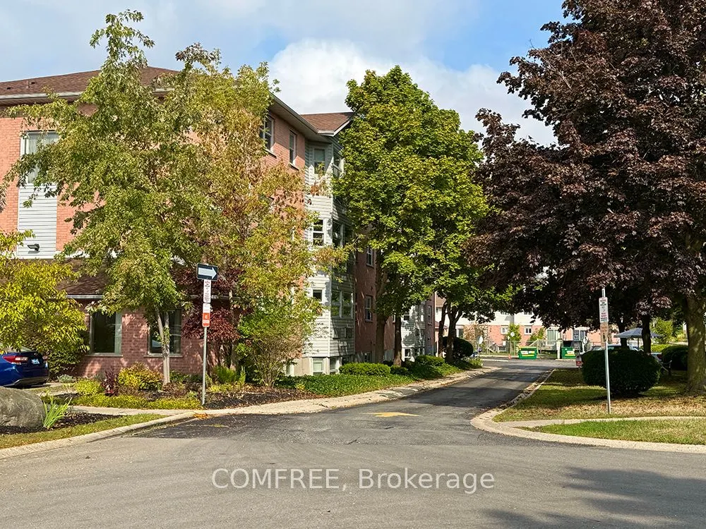 60 Hiawatha Road, #28