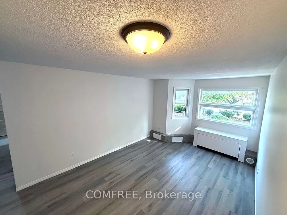 60 Hiawatha Road, #28