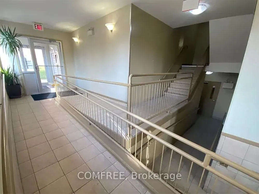 60 Hiawatha Road, #28