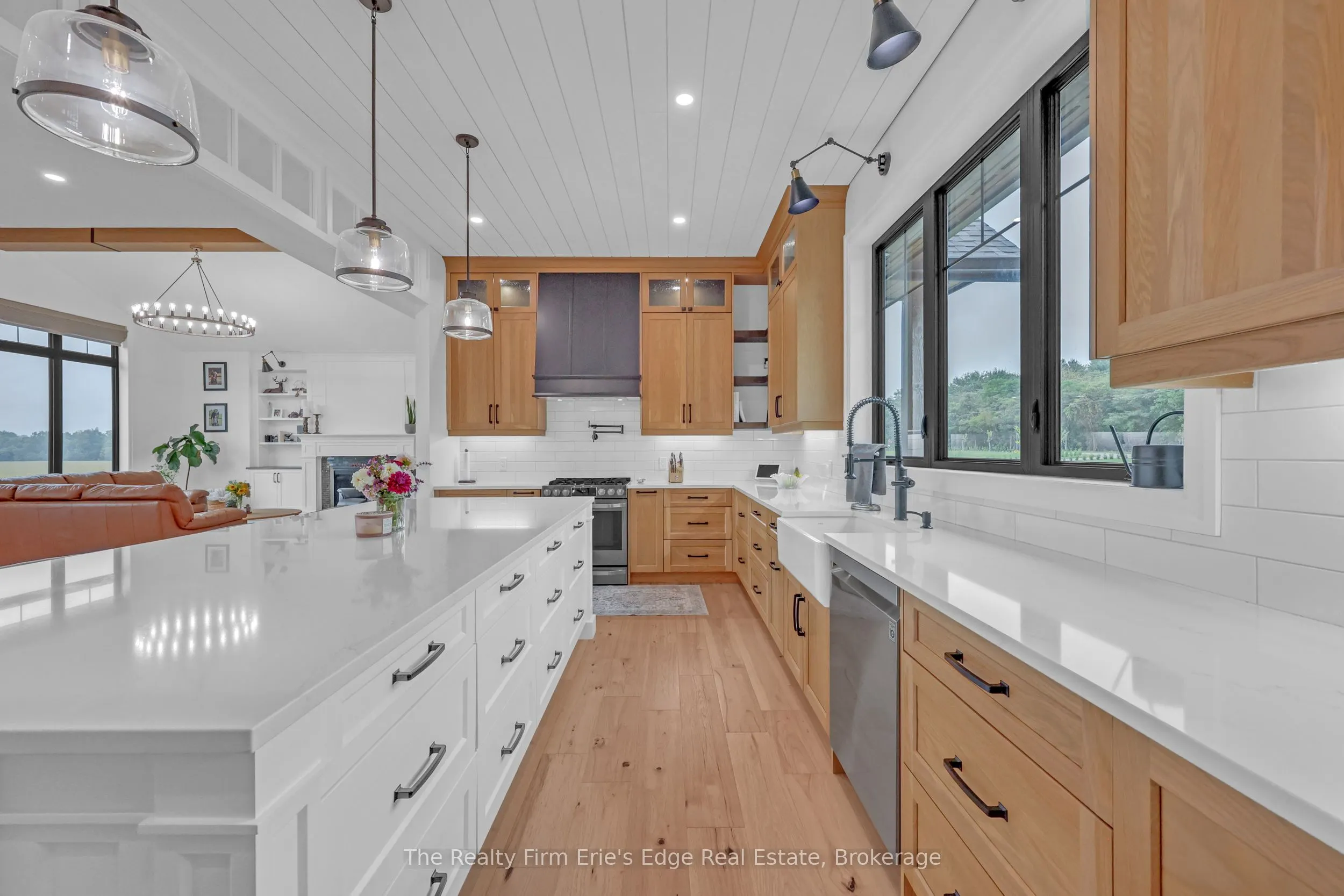 11450 Ridge Line