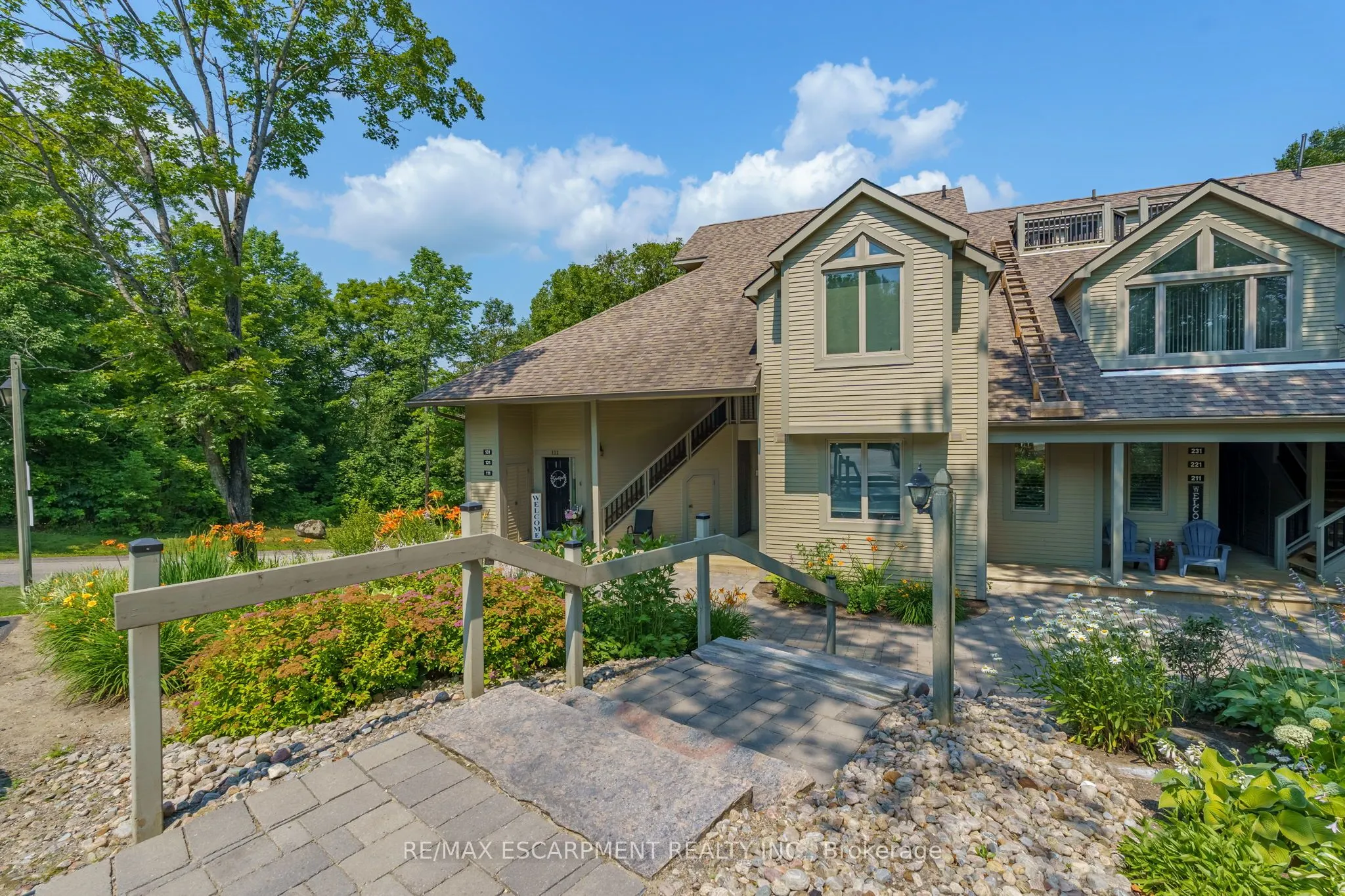 131 Grandview Hilltop Drive, #1