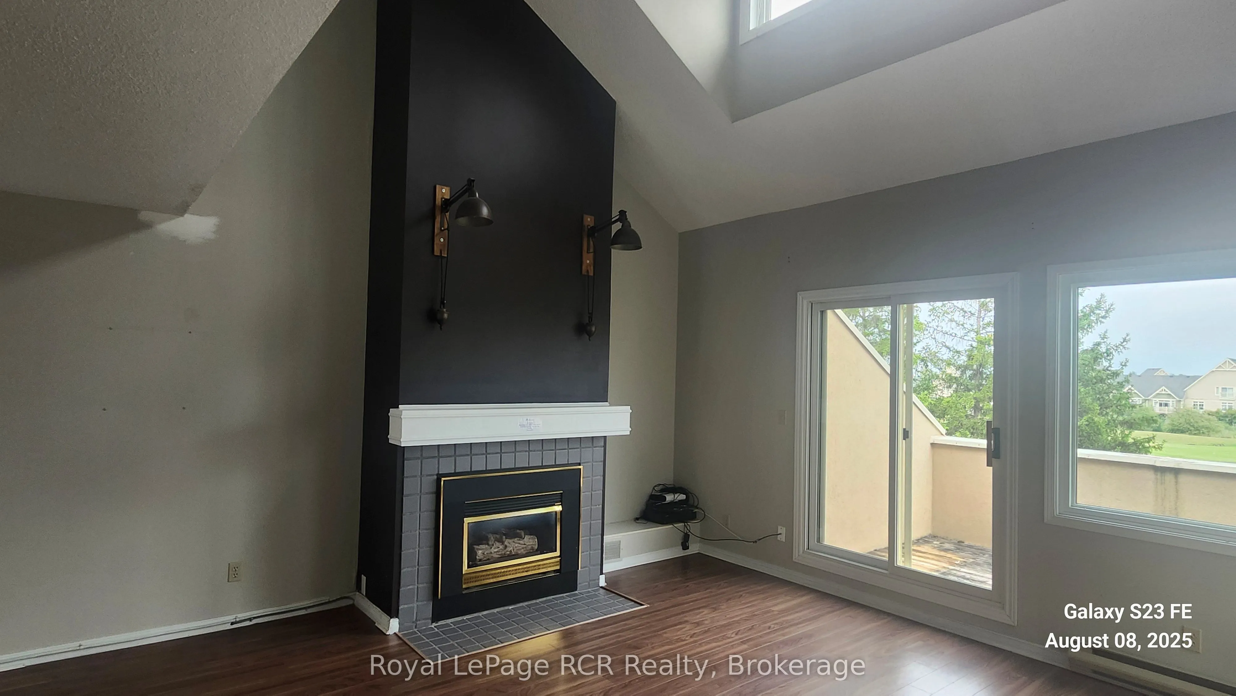 107 Wintergreen Place, #220