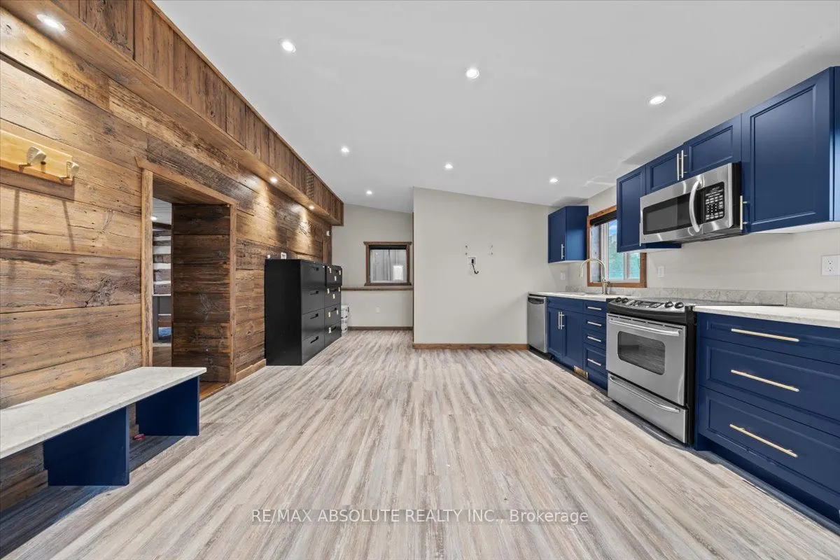 2702 Carp Road