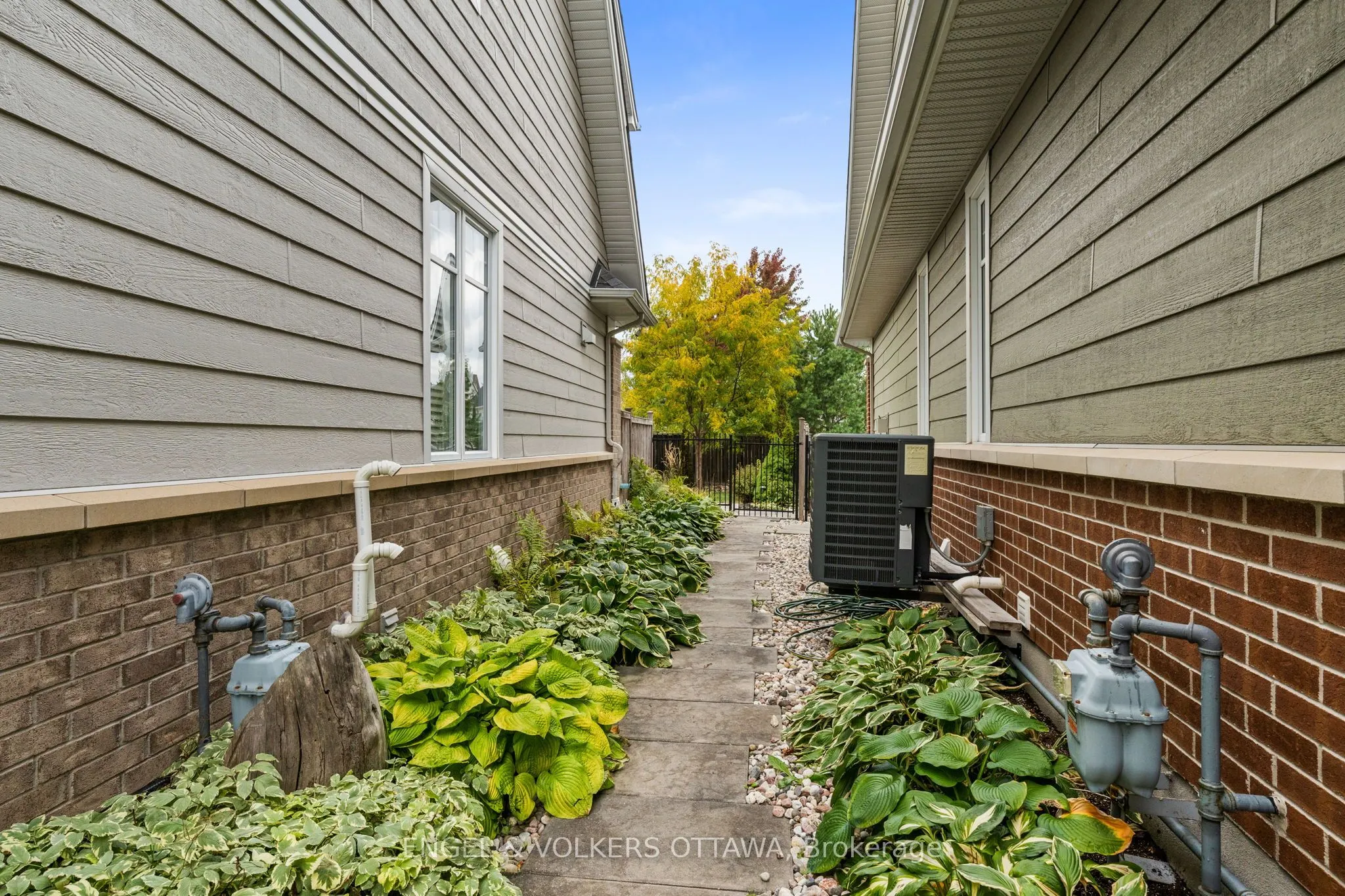 511 Erinwoods Circle