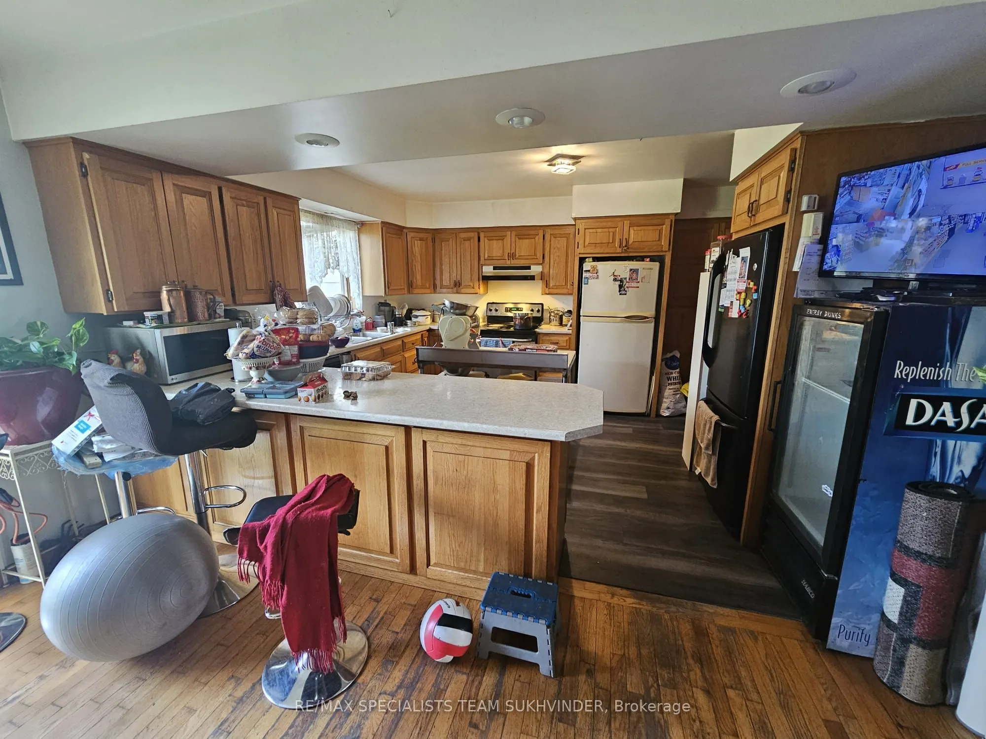2137 Stevensville Road