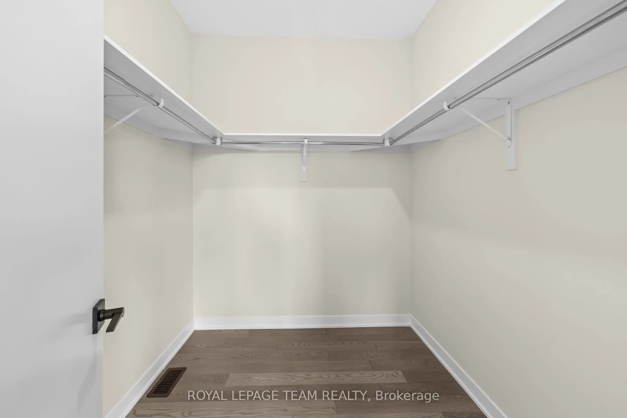 407 Euphoria Crescent