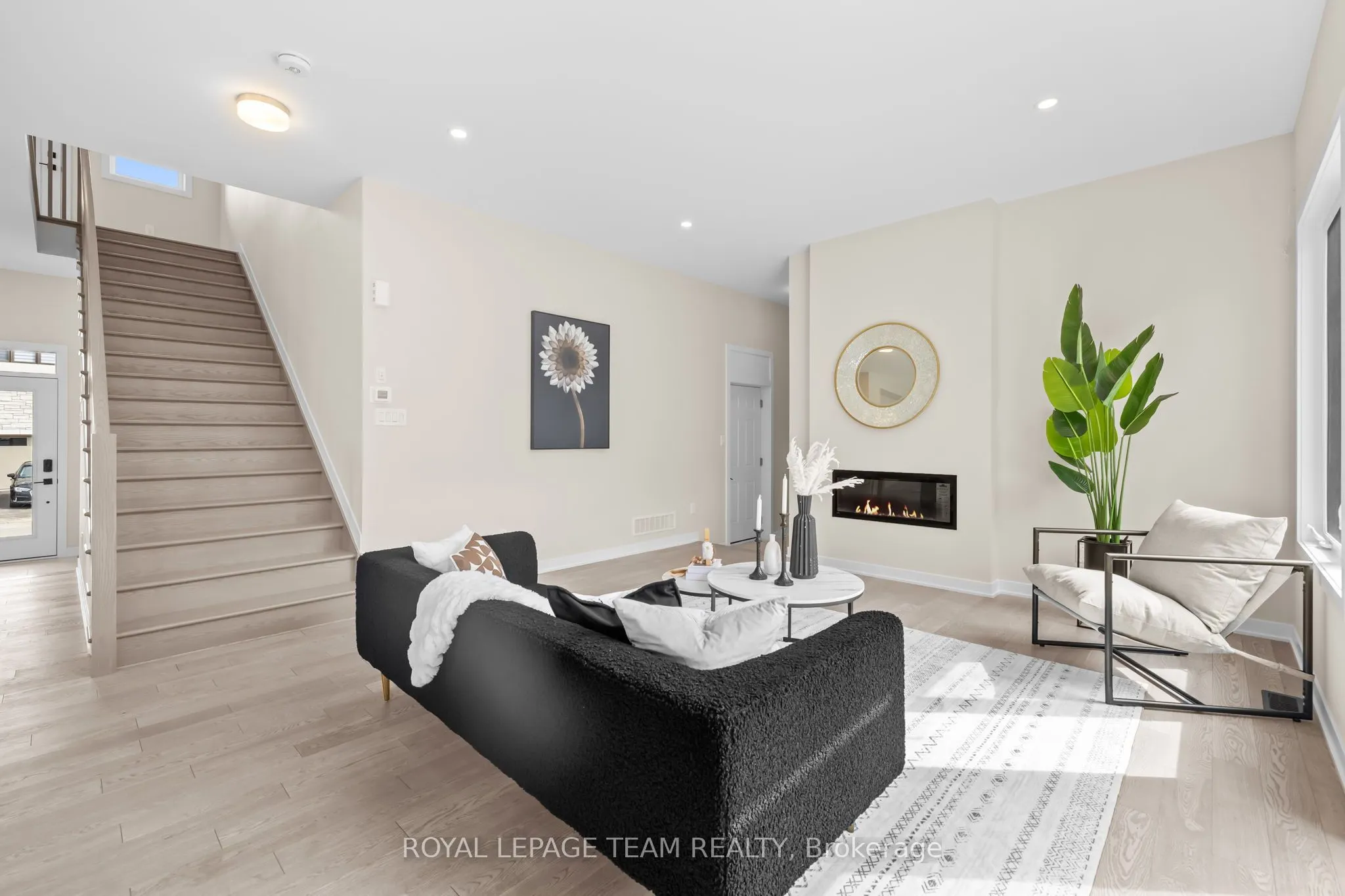 407 Euphoria Crescent
