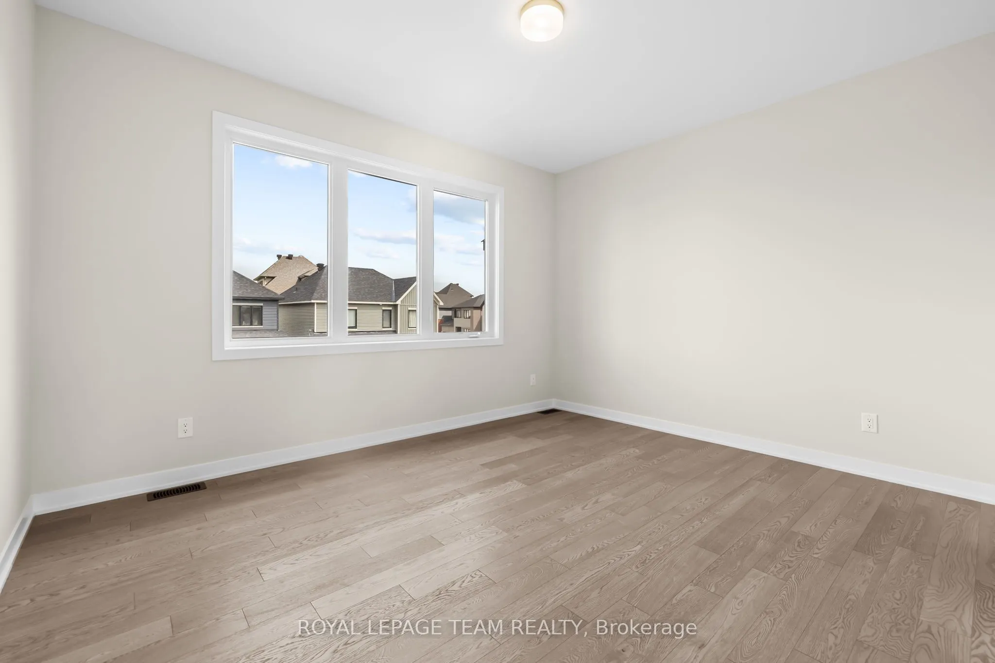 407 Euphoria Crescent
