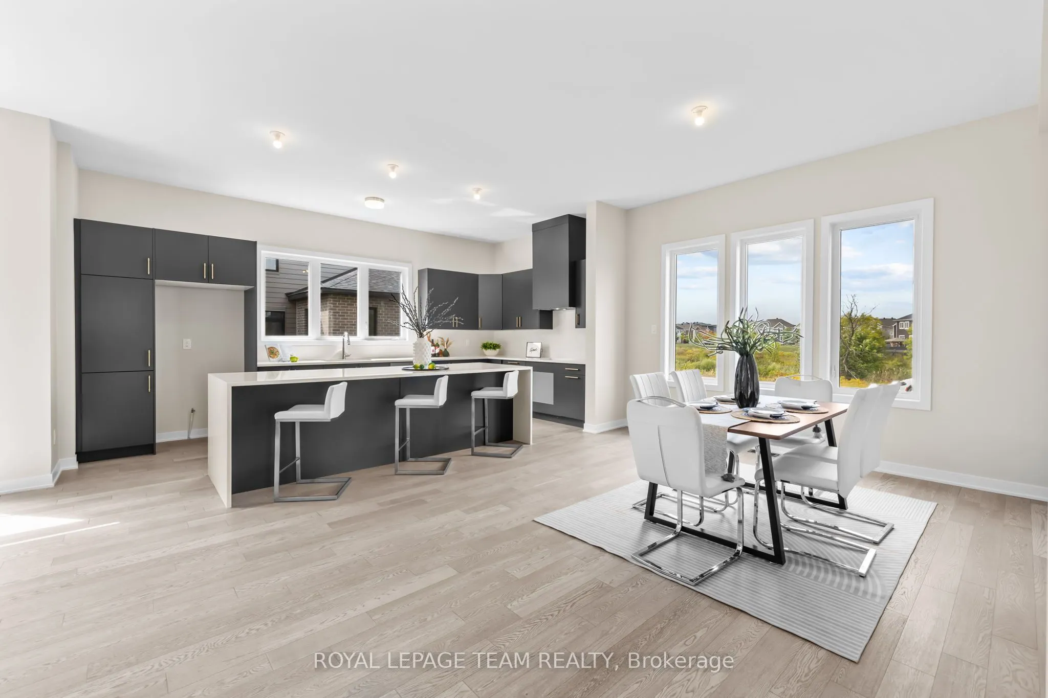 407 Euphoria Crescent
