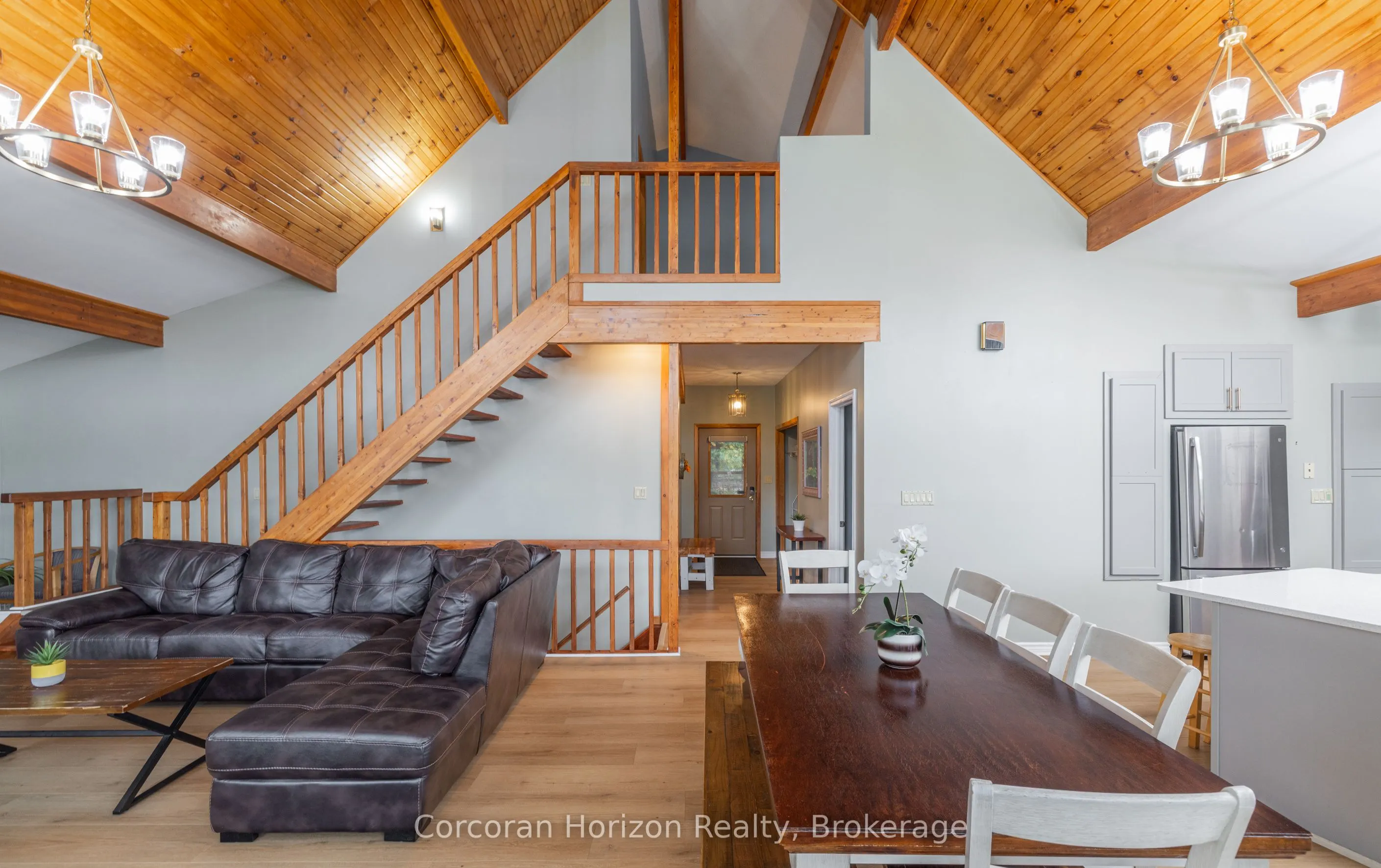 42 Todholm Drive