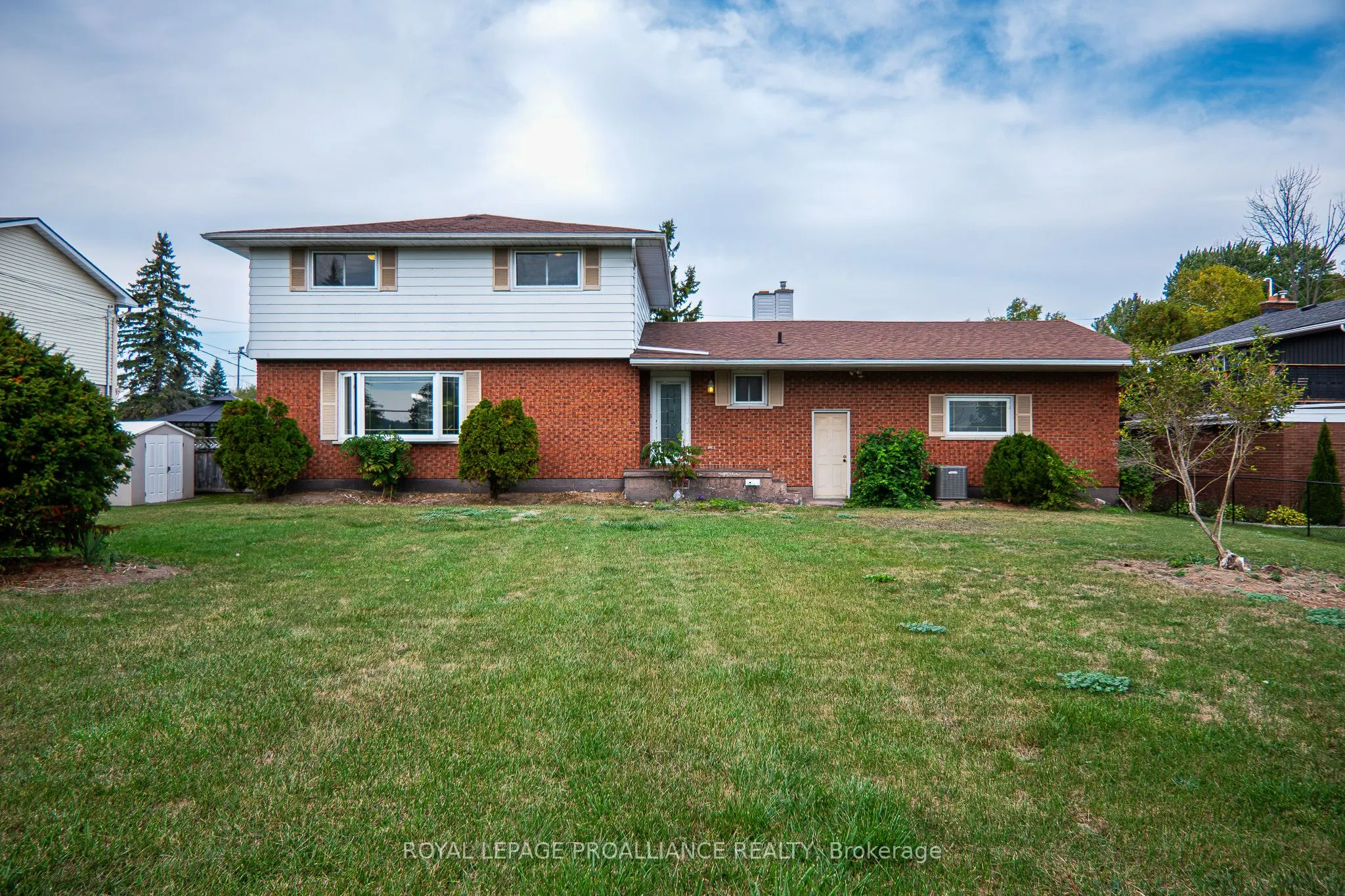16 Country Club Drive