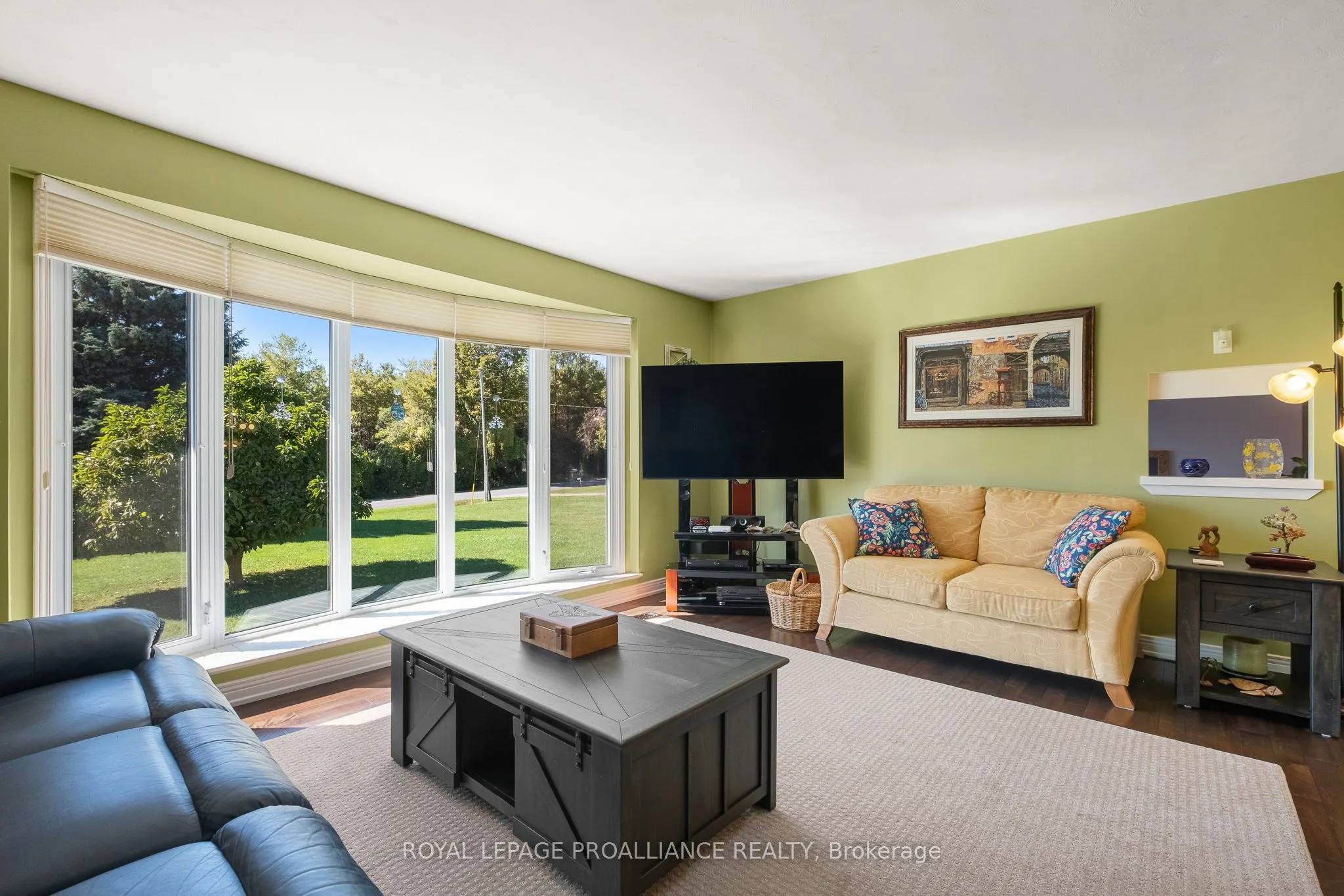 2535 Castlehill Drive