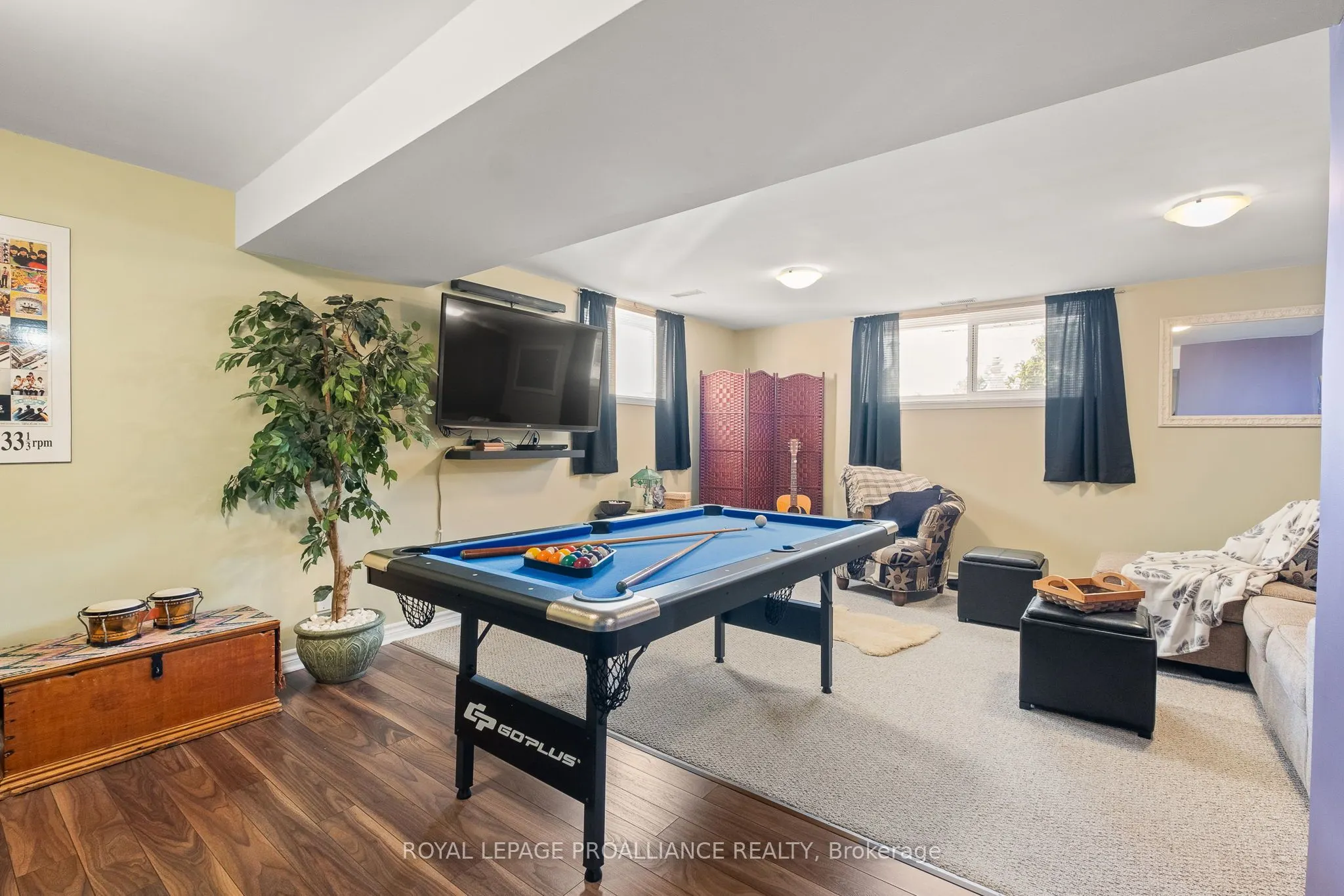 2535 Castlehill Drive
