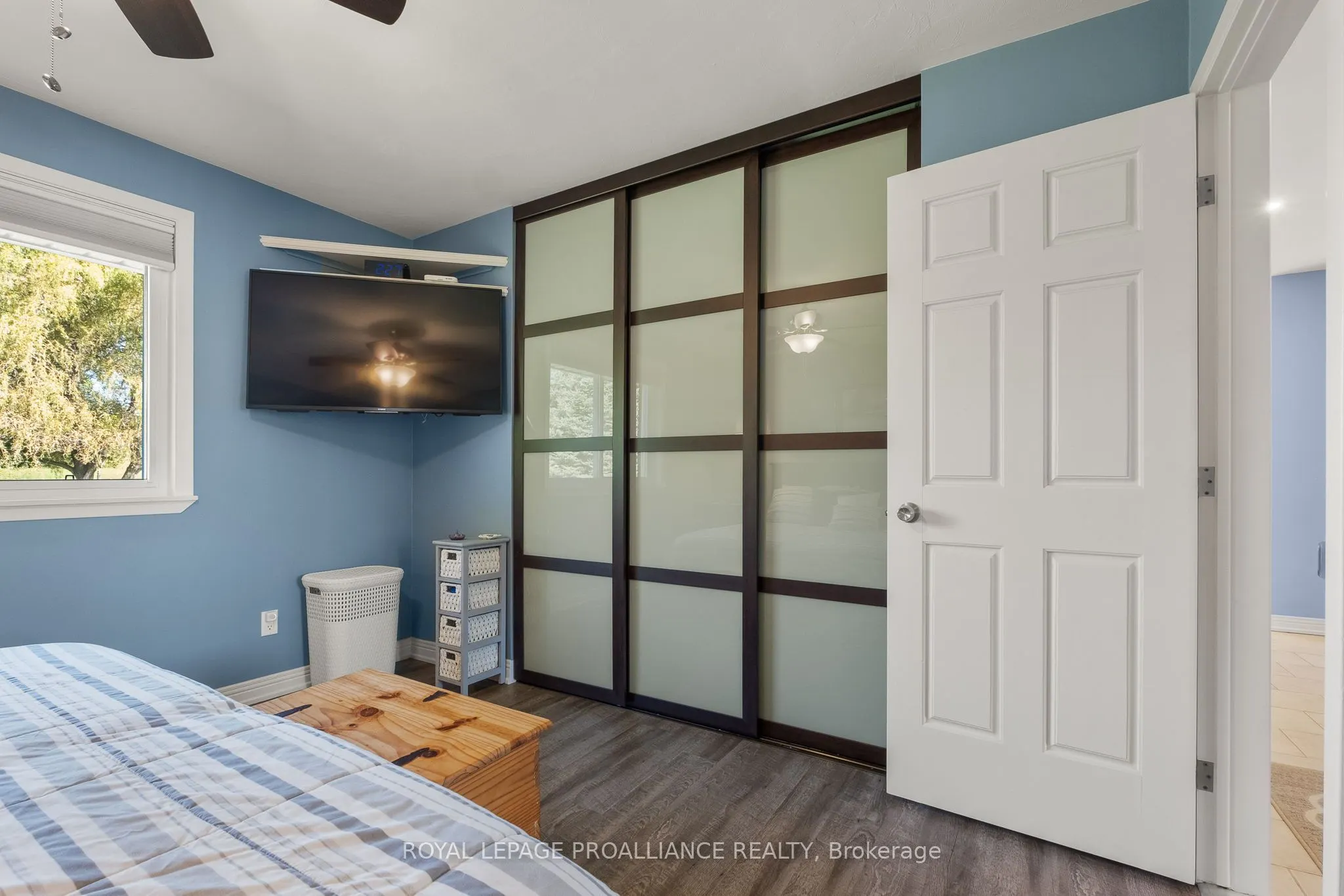 2535 Castlehill Drive