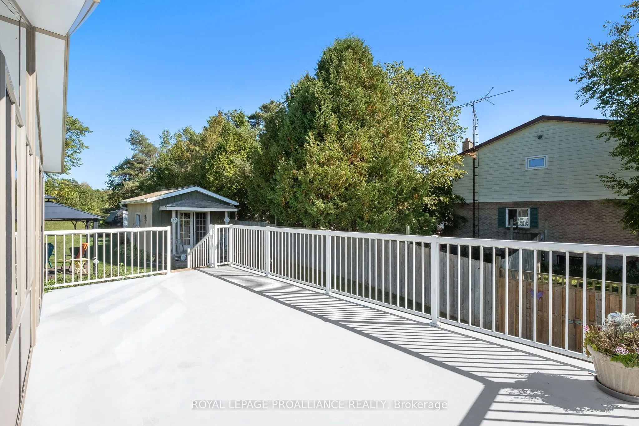 2535 Castlehill Drive