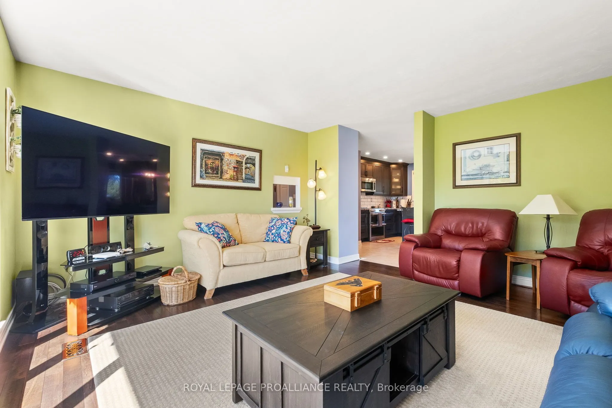 2535 Castlehill Drive