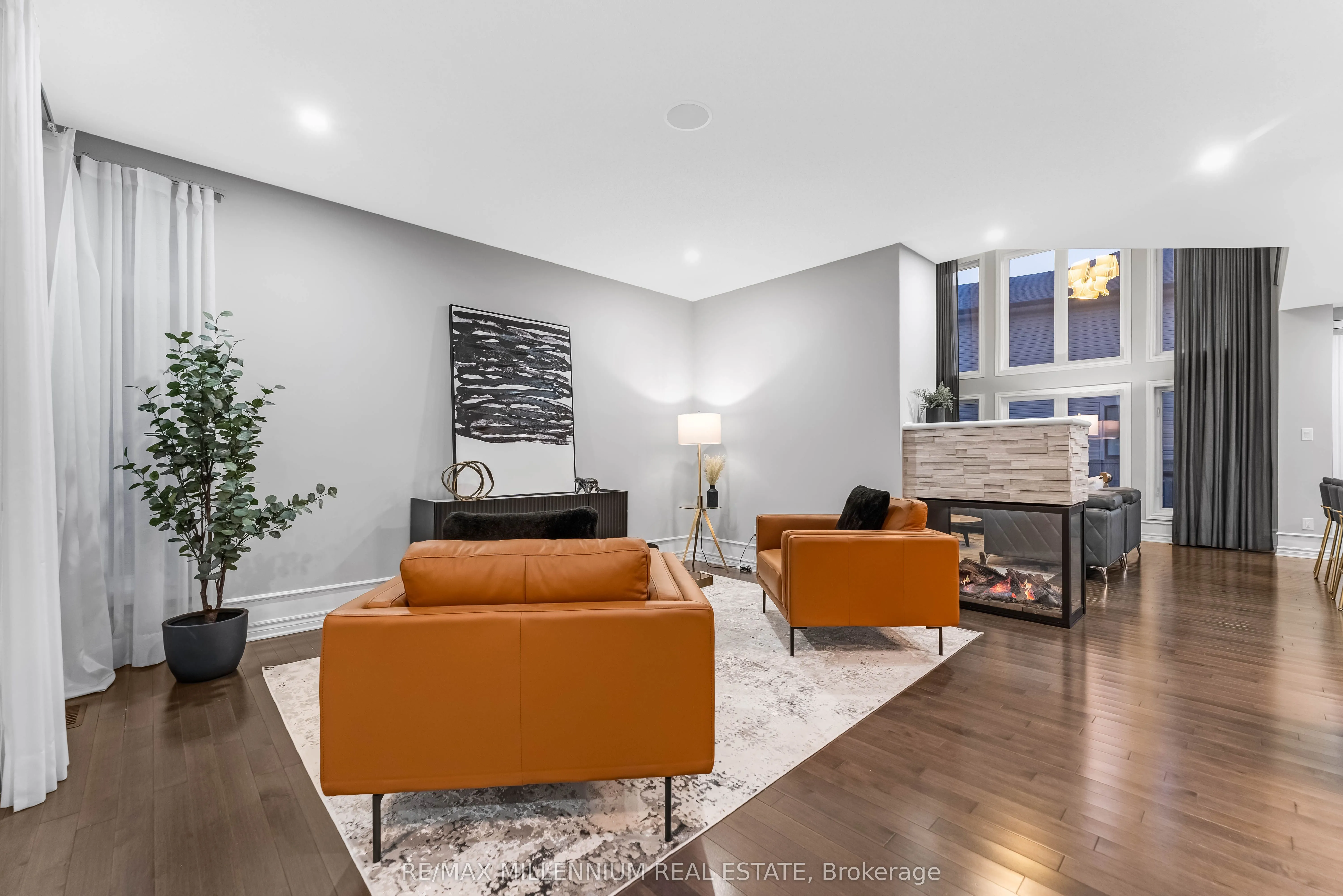 327 BALLINVILLE Circle