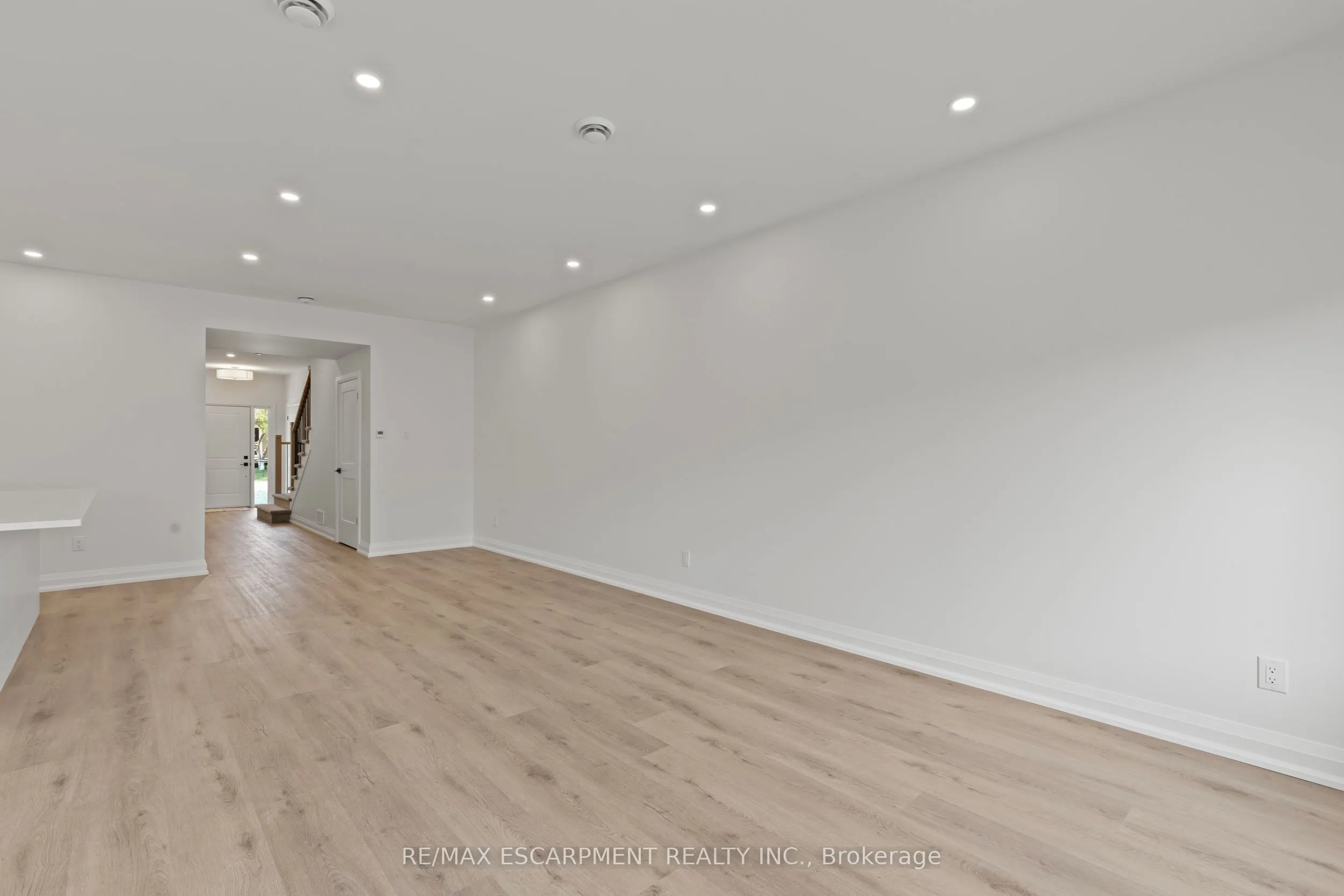 78 Knoll Street