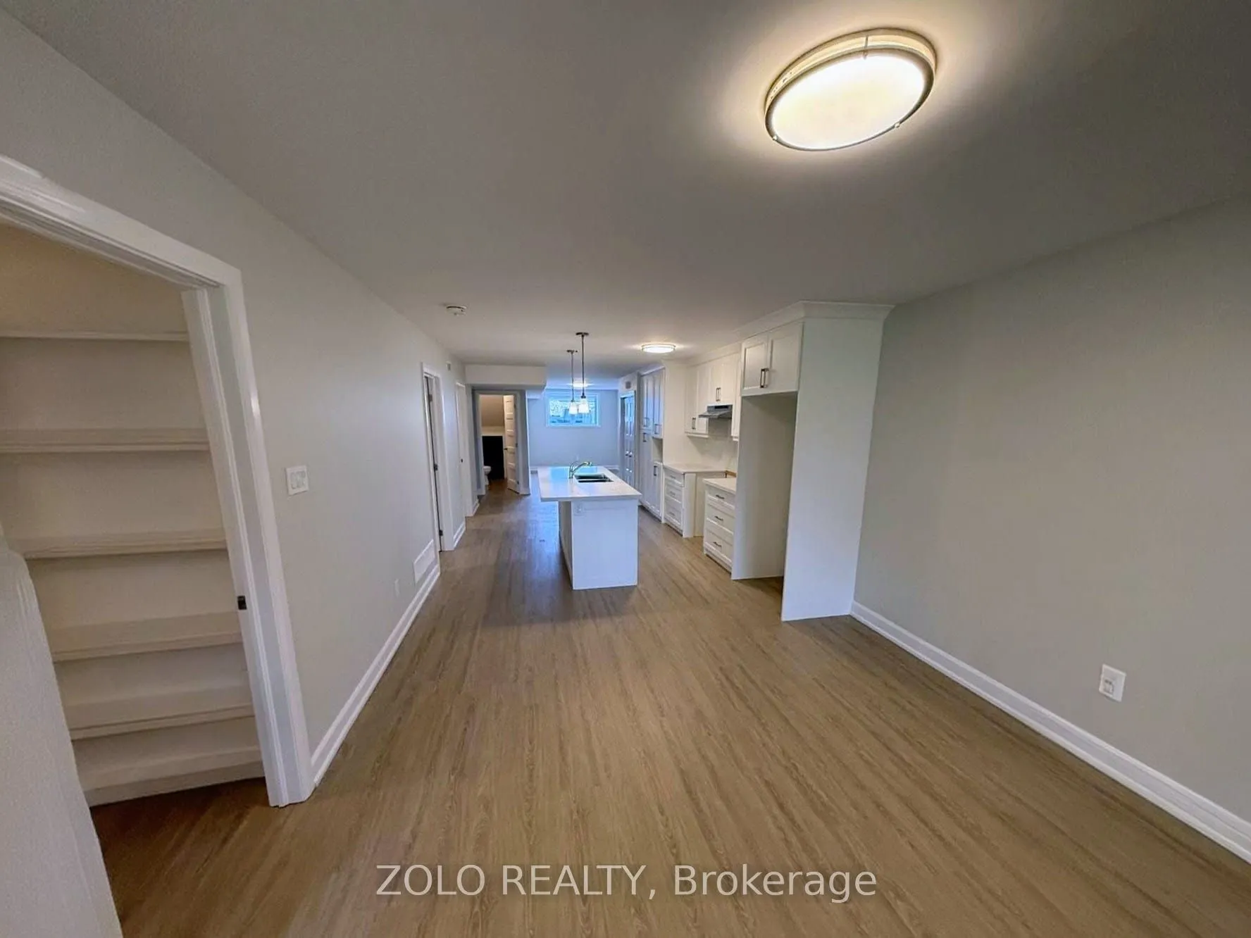 220/220A Ruby Drive