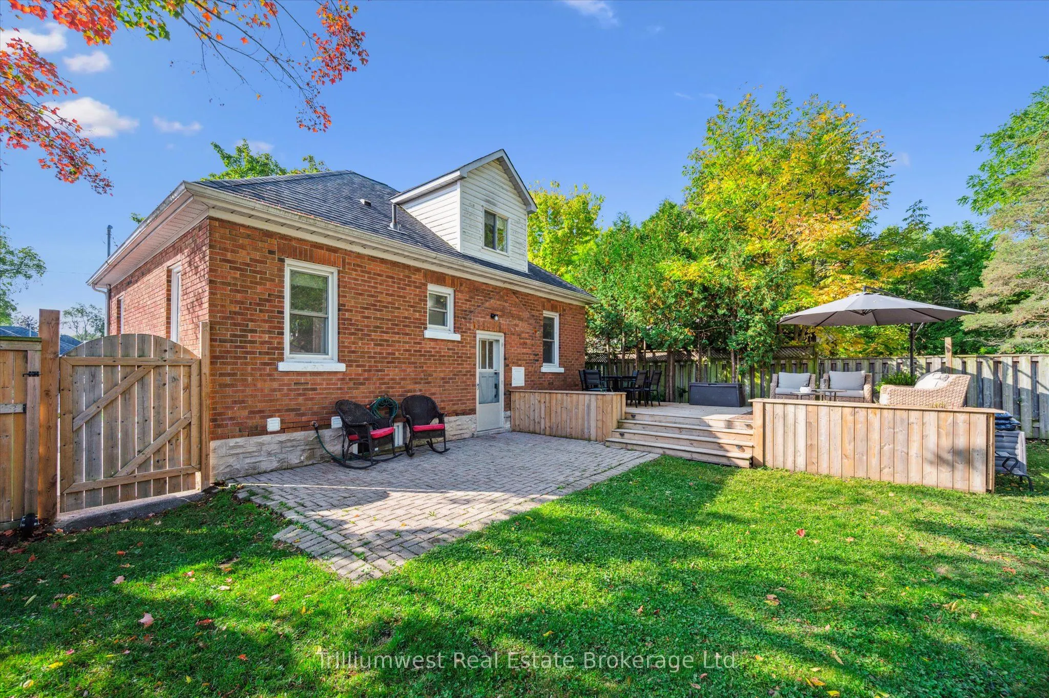96 Selkirk Street