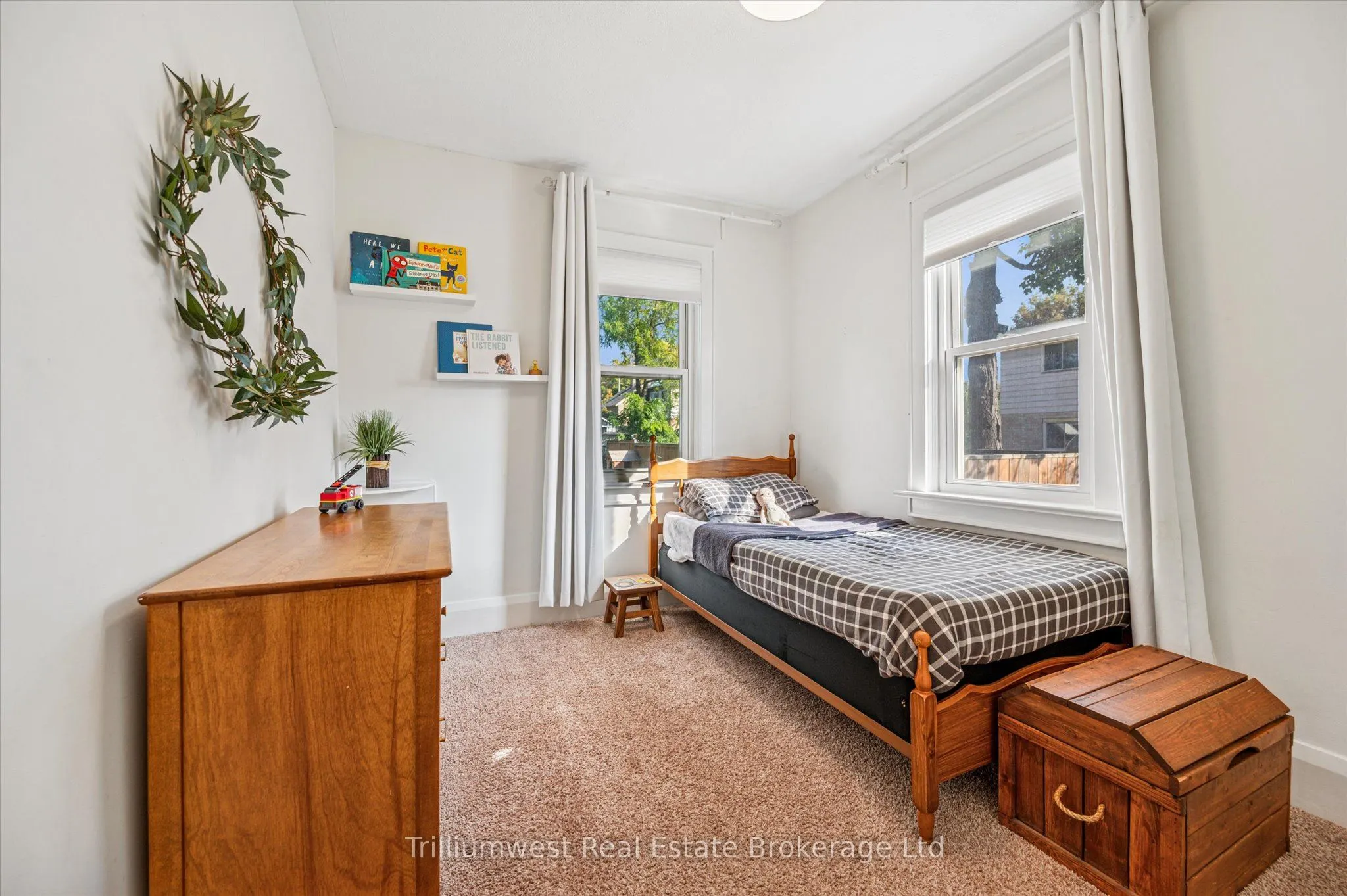 96 Selkirk Street
