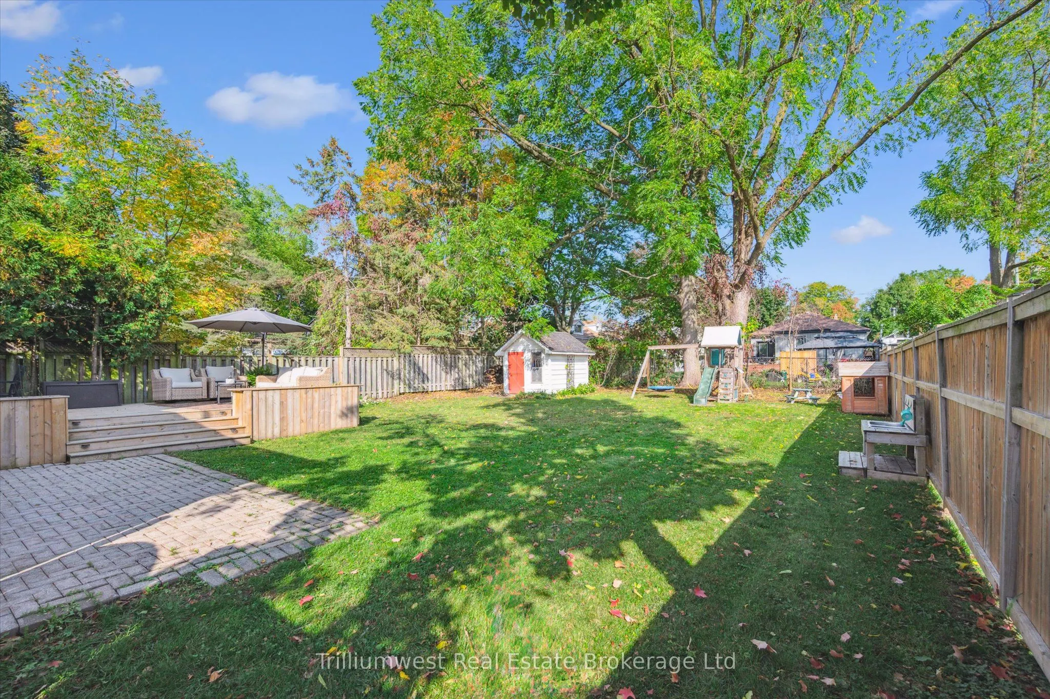 96 Selkirk Street