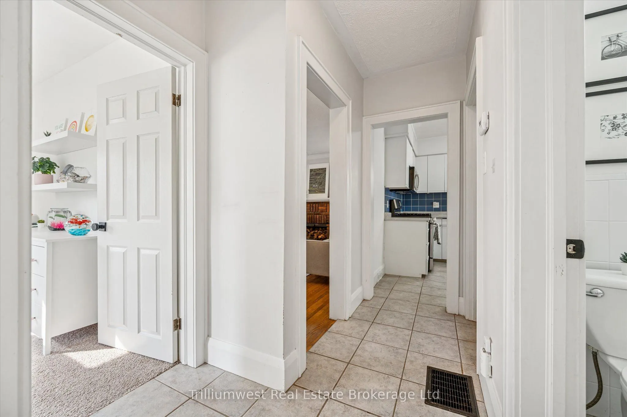 96 Selkirk Street