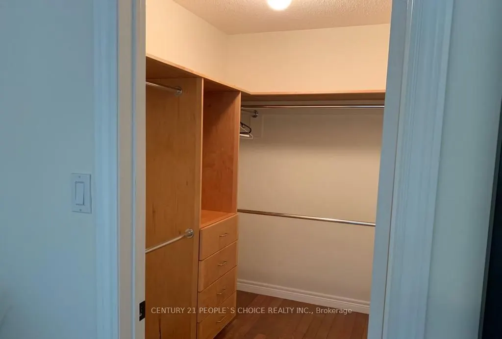 100 Beddoe Drive, #4