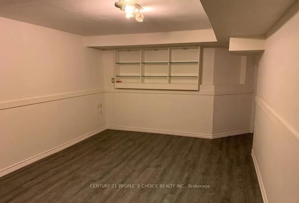 100 Beddoe Drive, #4
