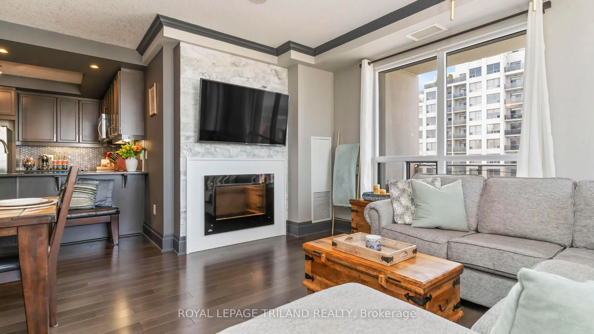 330 RIDOUT Street N, #2303
