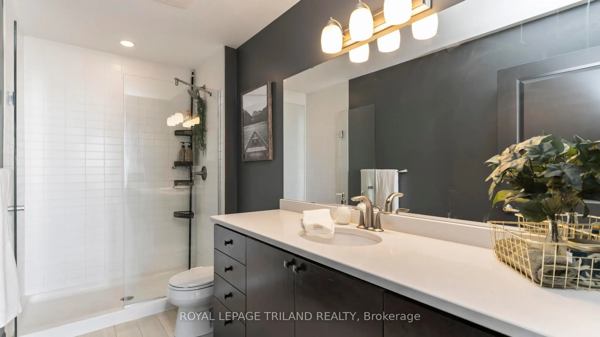 330 RIDOUT Street N, #2303
