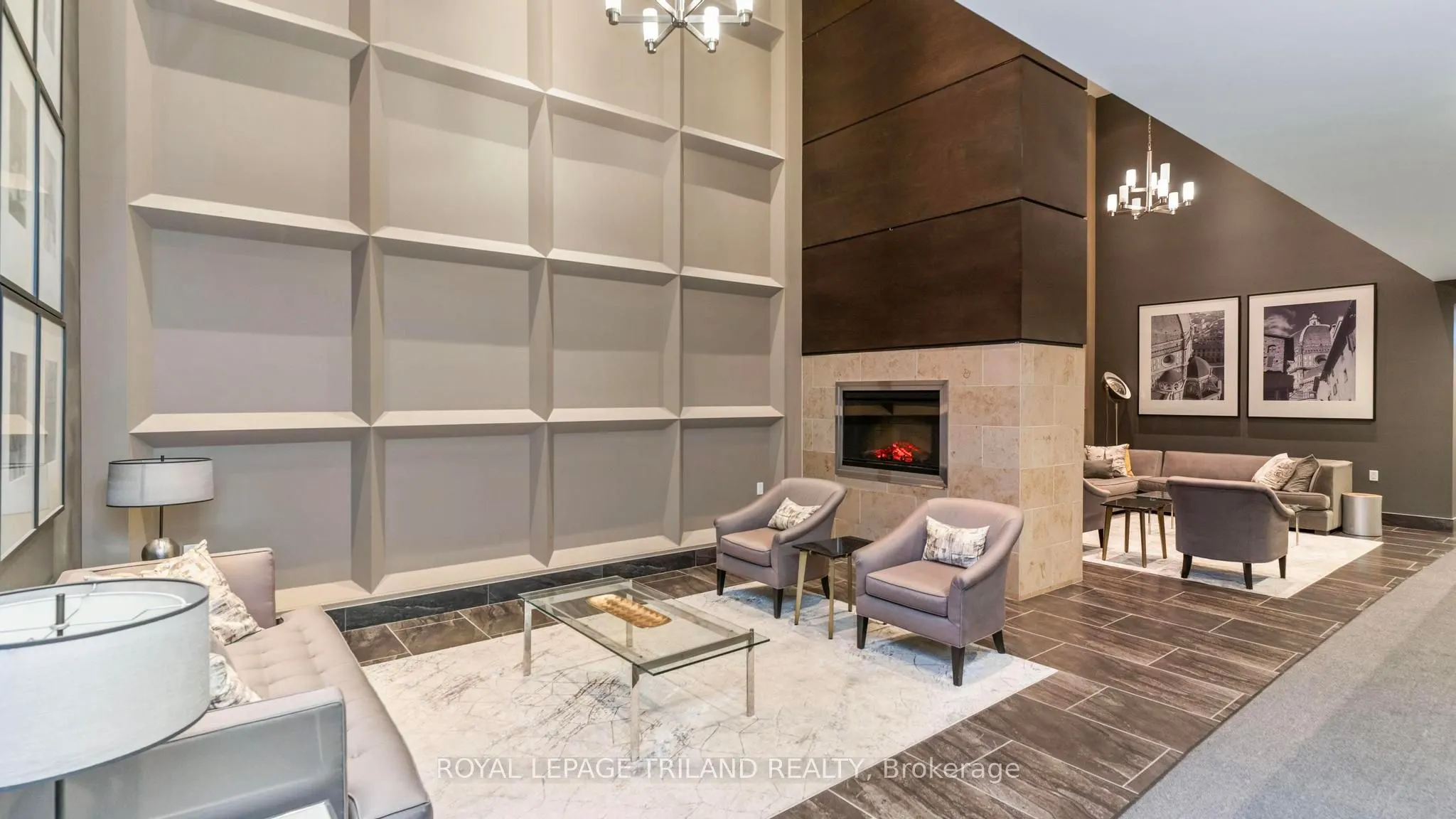 330 RIDOUT Street N, #2303