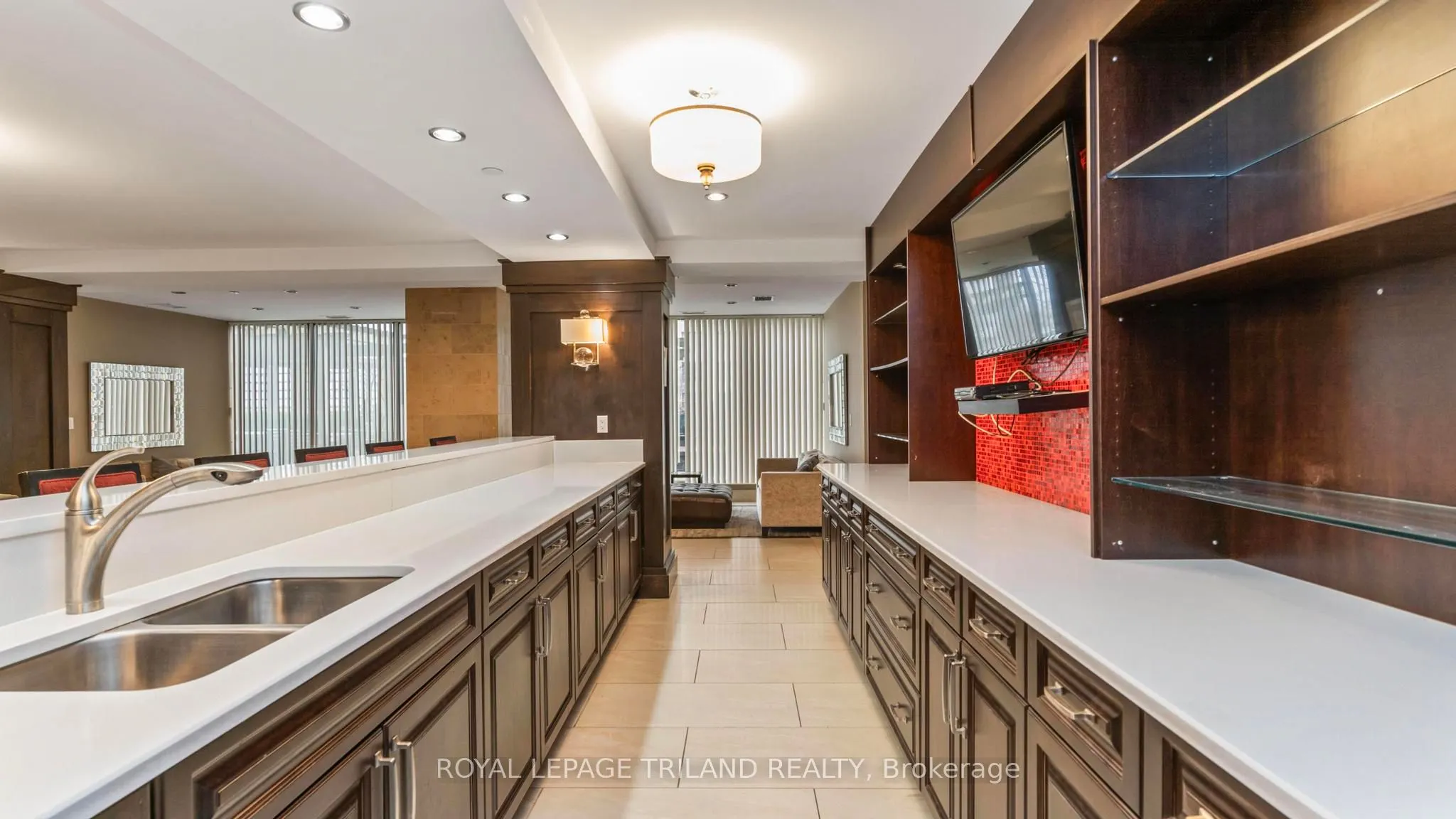 330 RIDOUT Street N, #2303