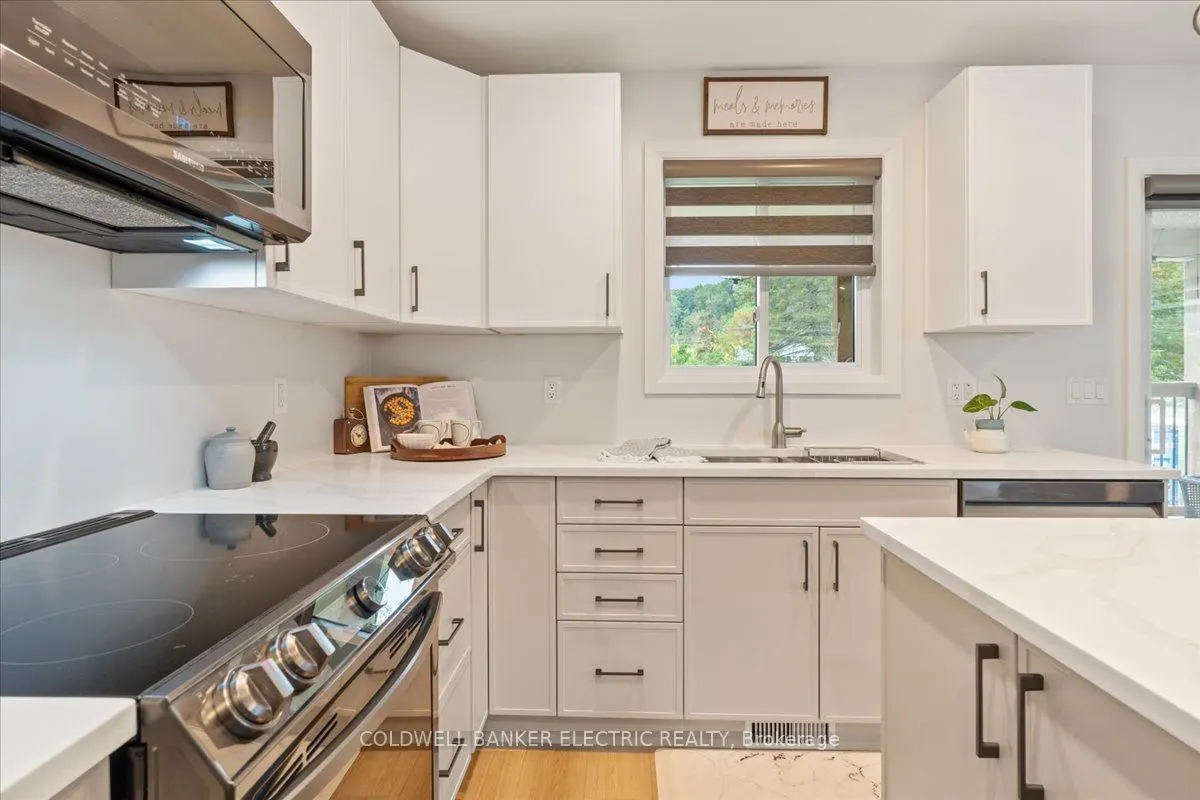 706 Percy Boom Road