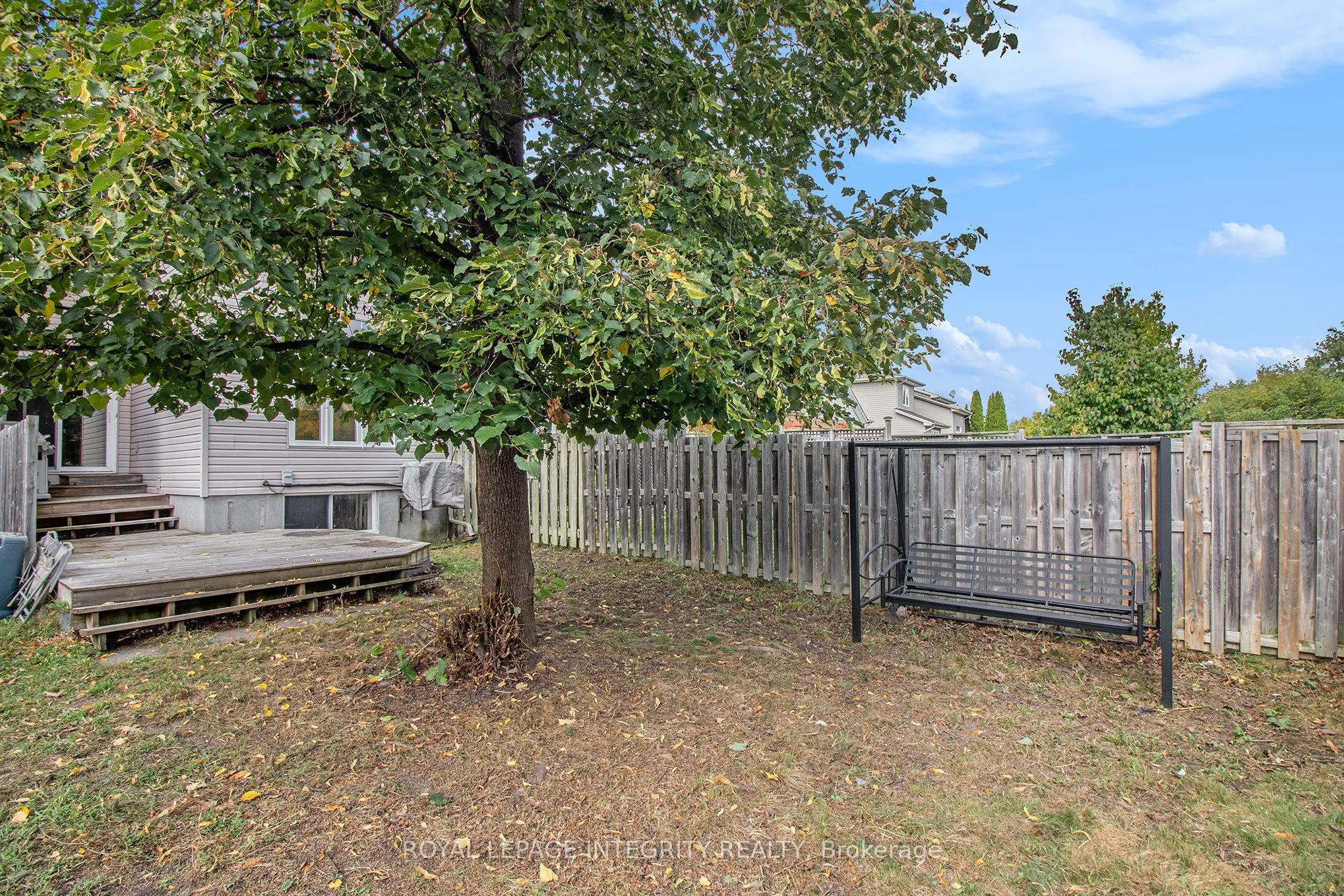2080 Melette Crescent