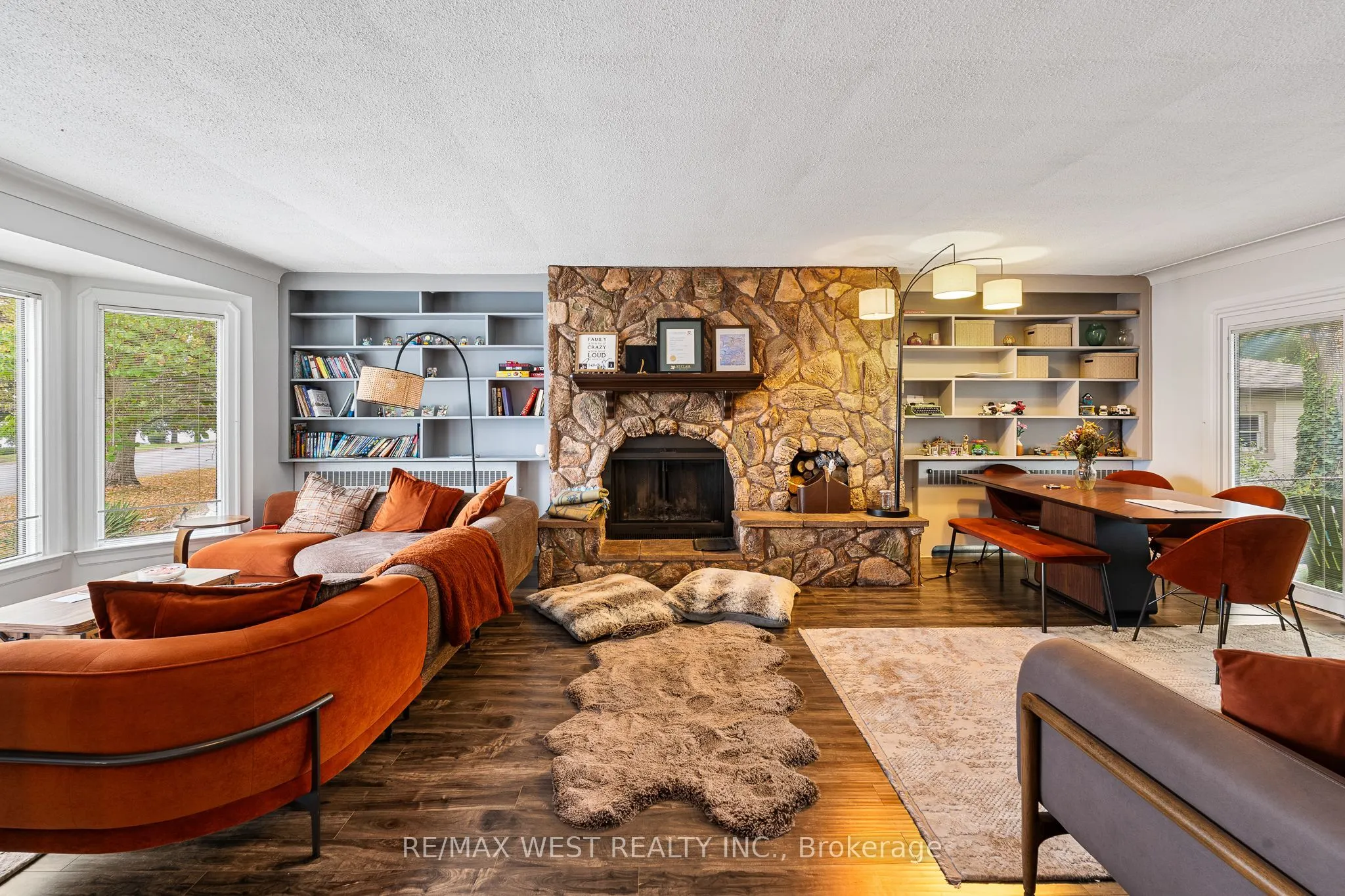 2437 Riverside Drive W