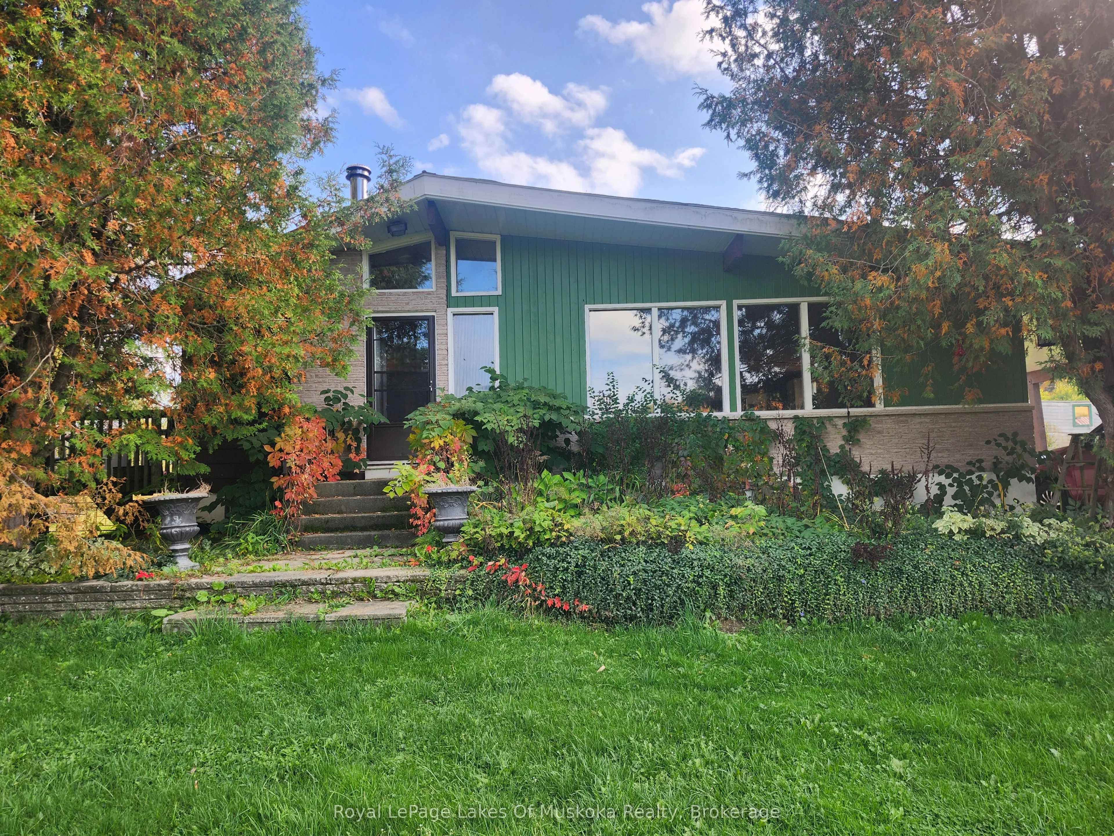 1524 Hekkla Road