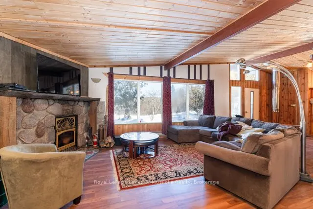 1524 Hekkla Road