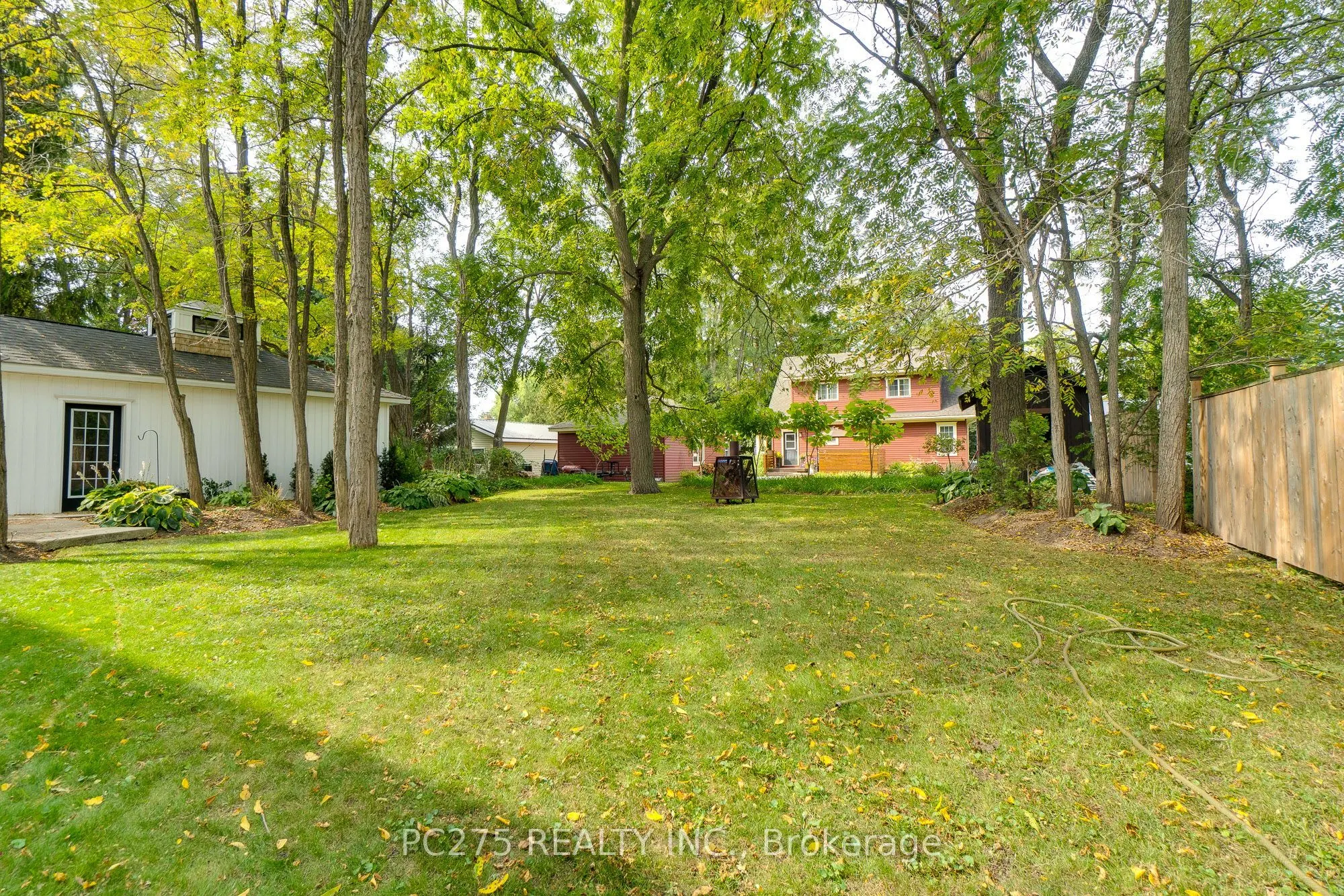 23 Mactavesh Crescent