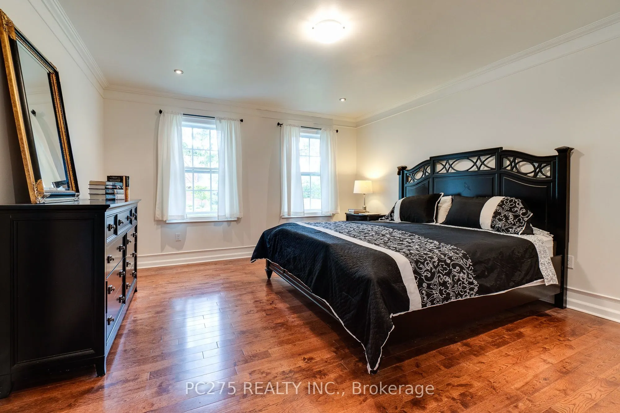23 Mactavesh Crescent