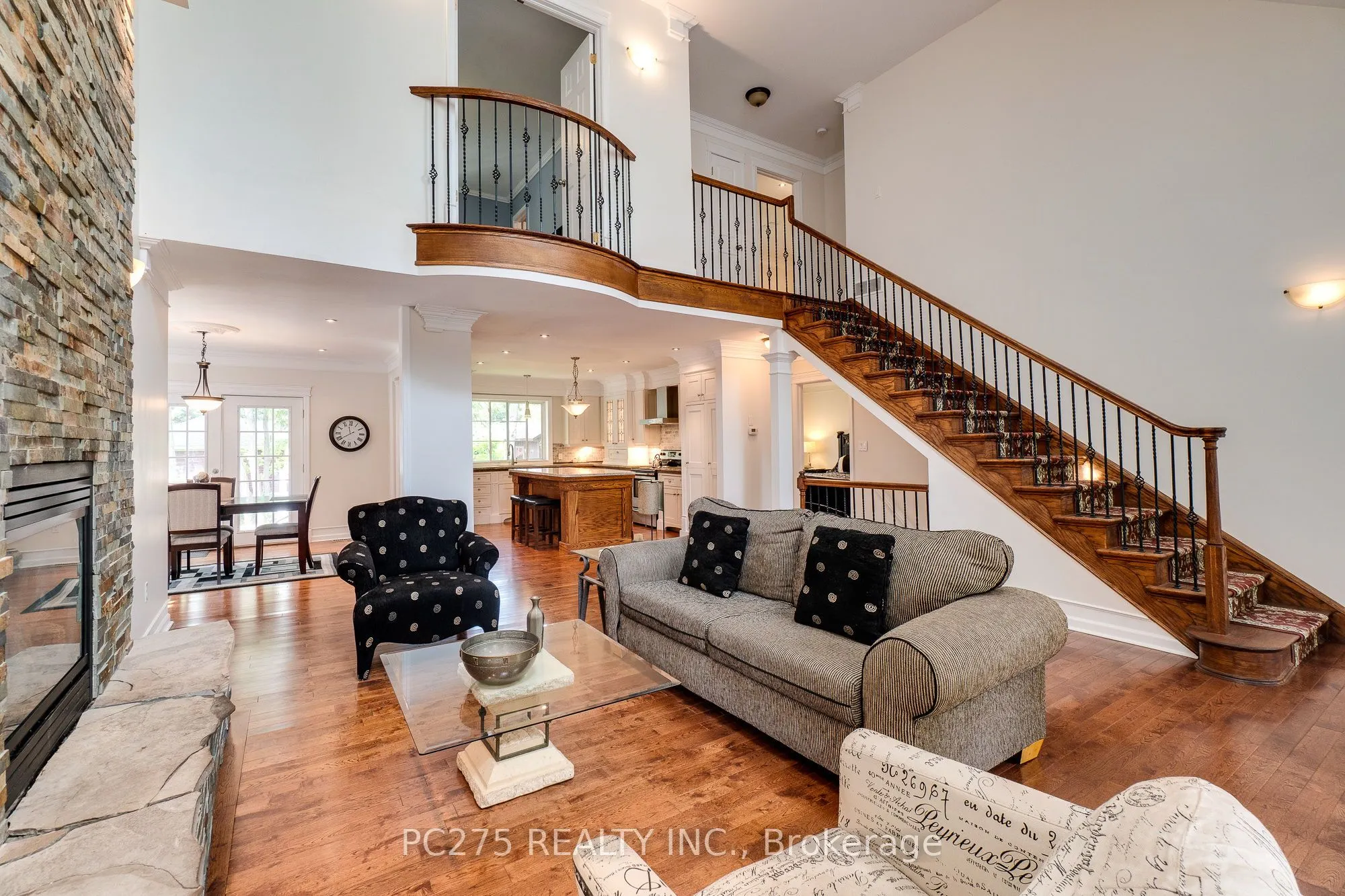 23 Mactavesh Crescent
