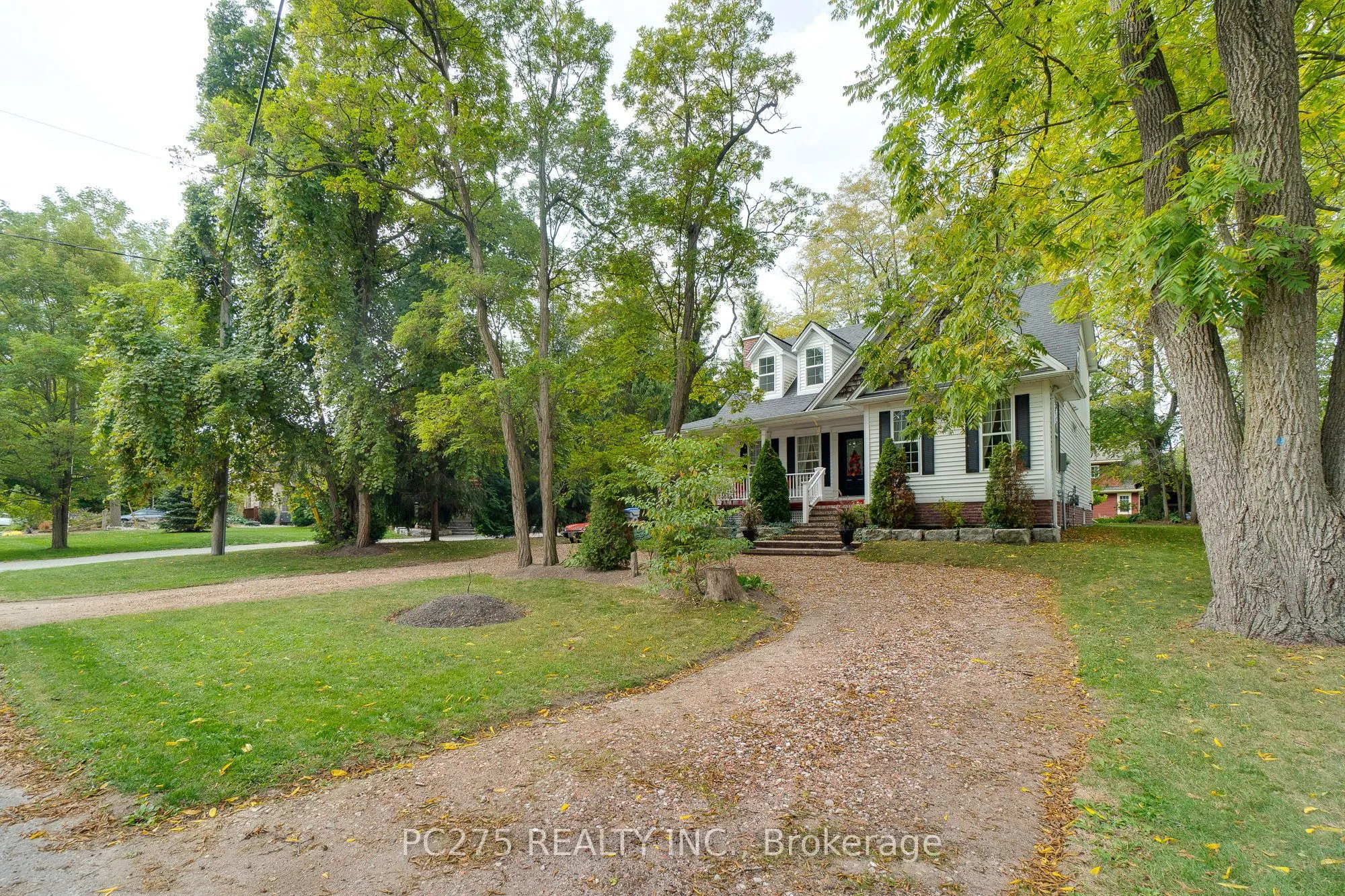 23 Mactavesh Crescent