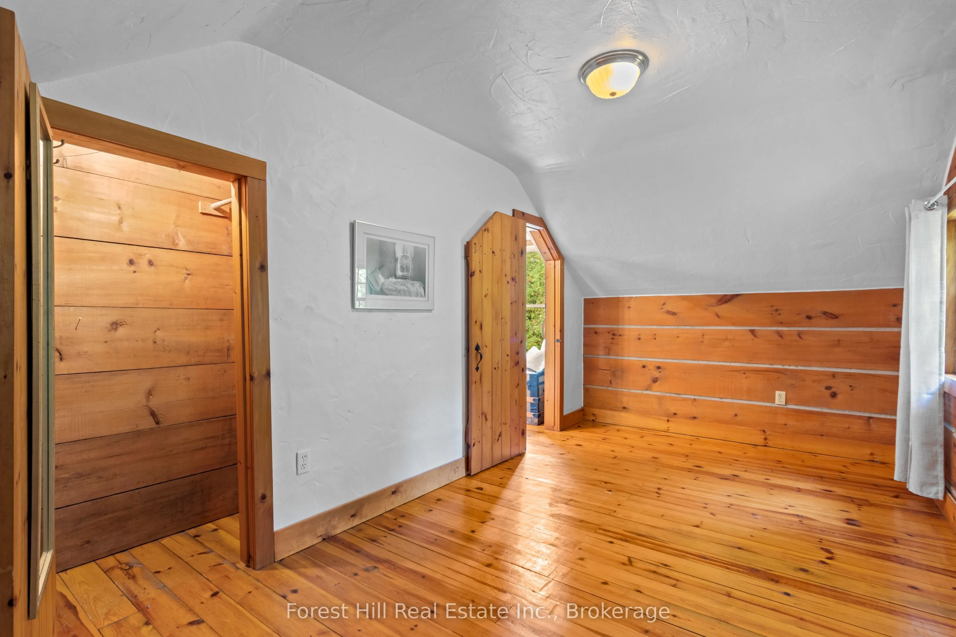 403288 Grey Road 4