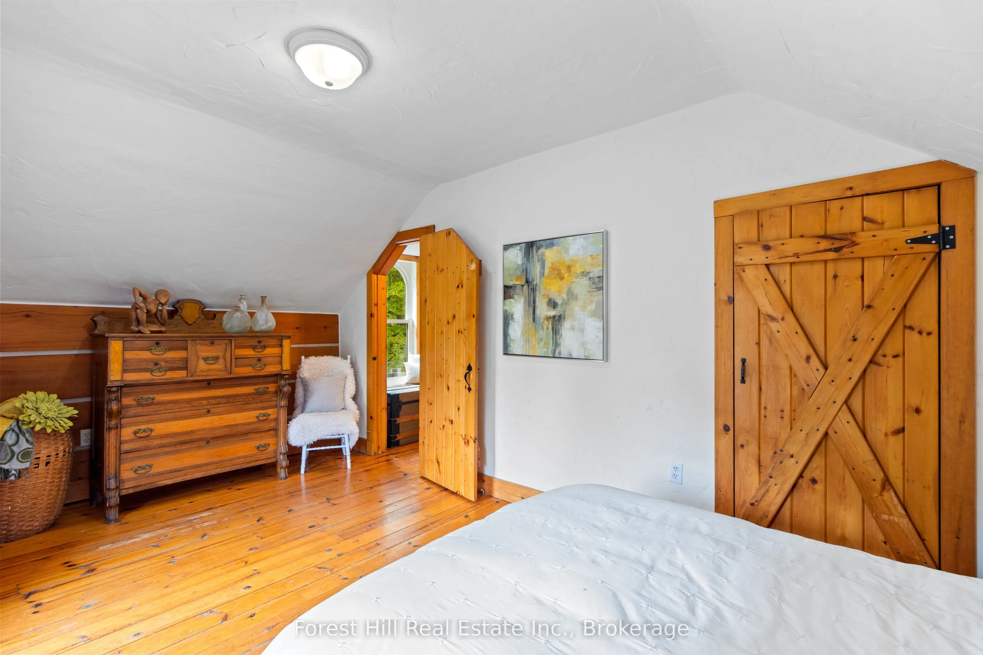 403288 Grey Road 4