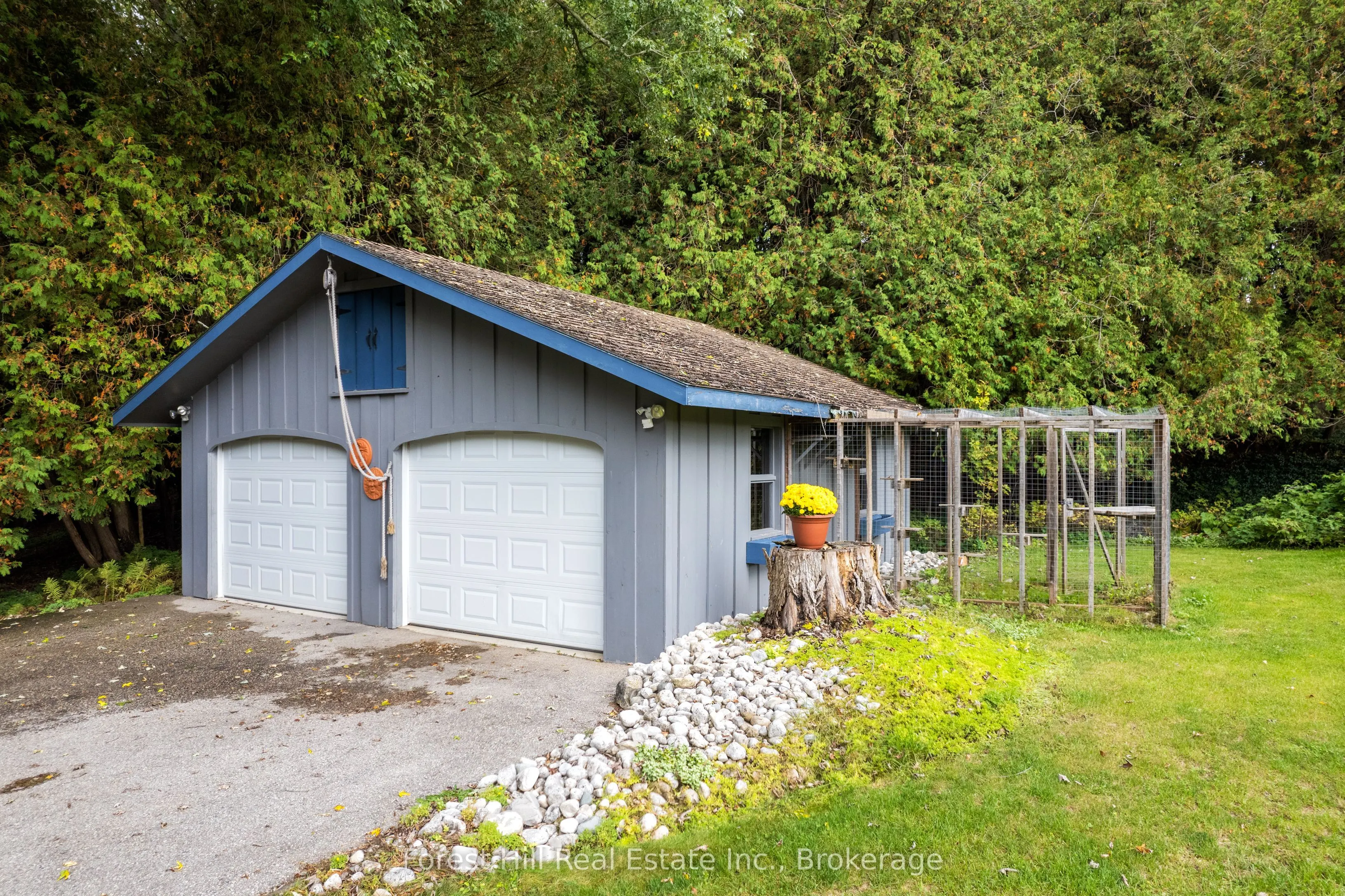 403288 Grey Road 4