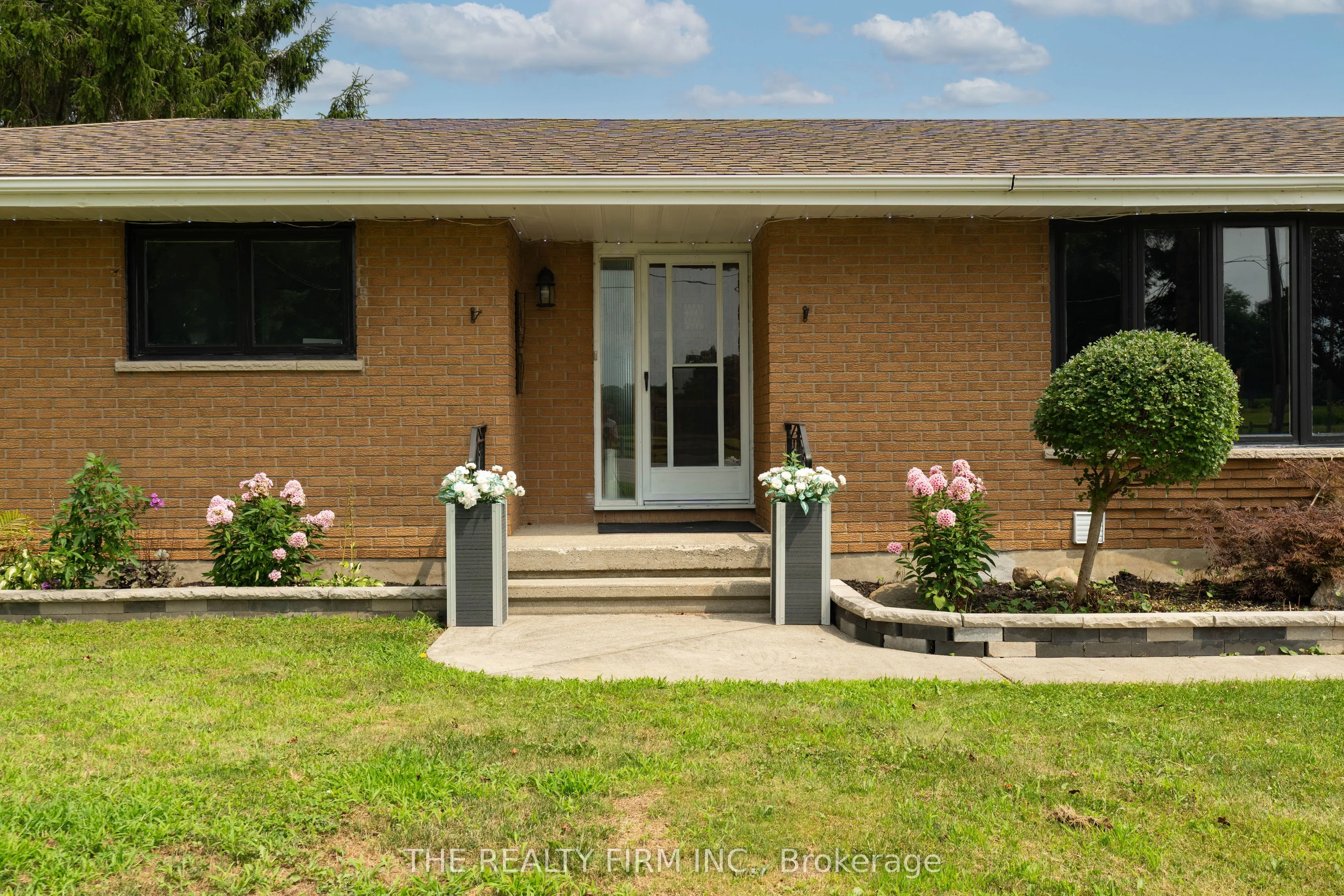 6898 Sunset Road