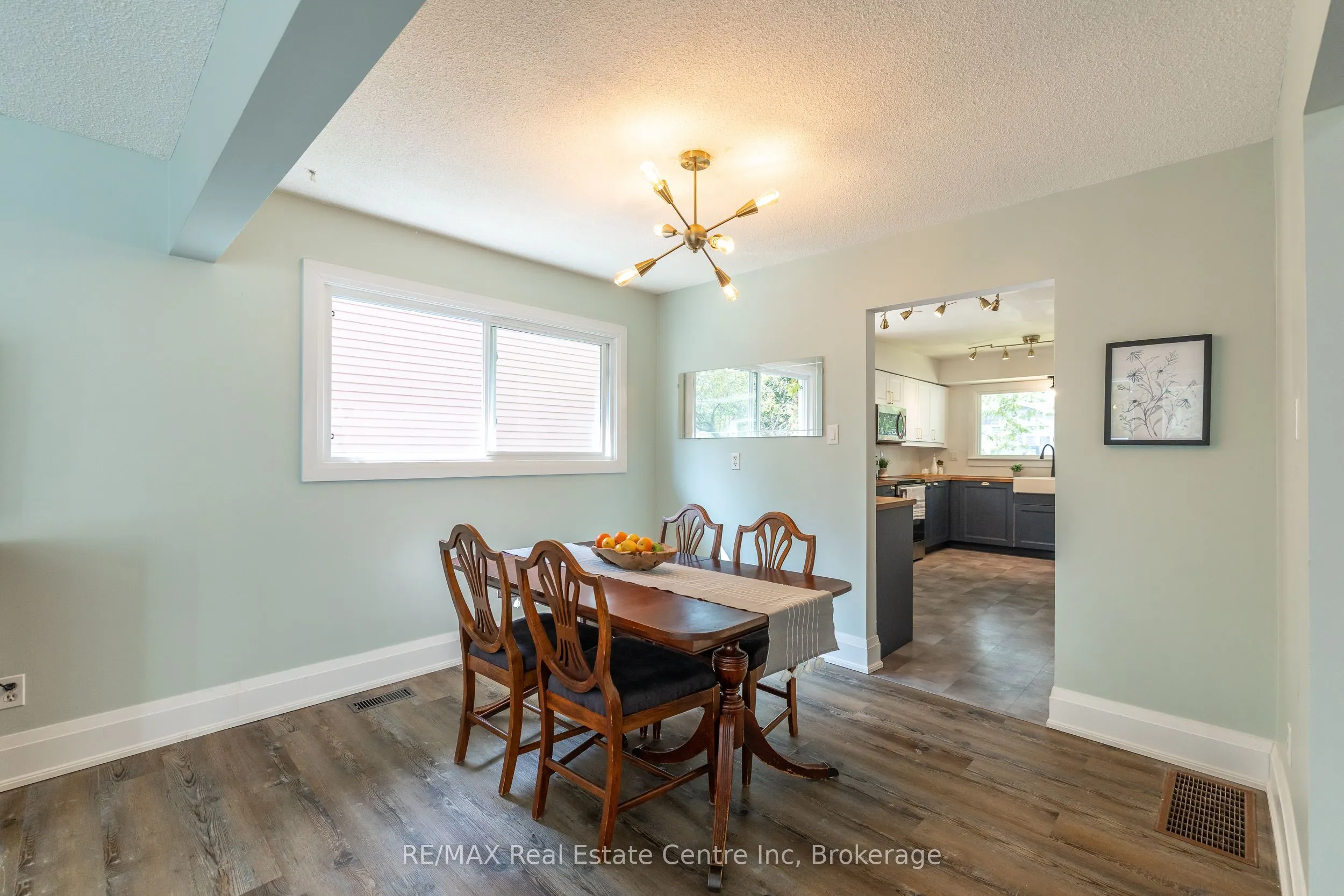 34 Woodridge Drive